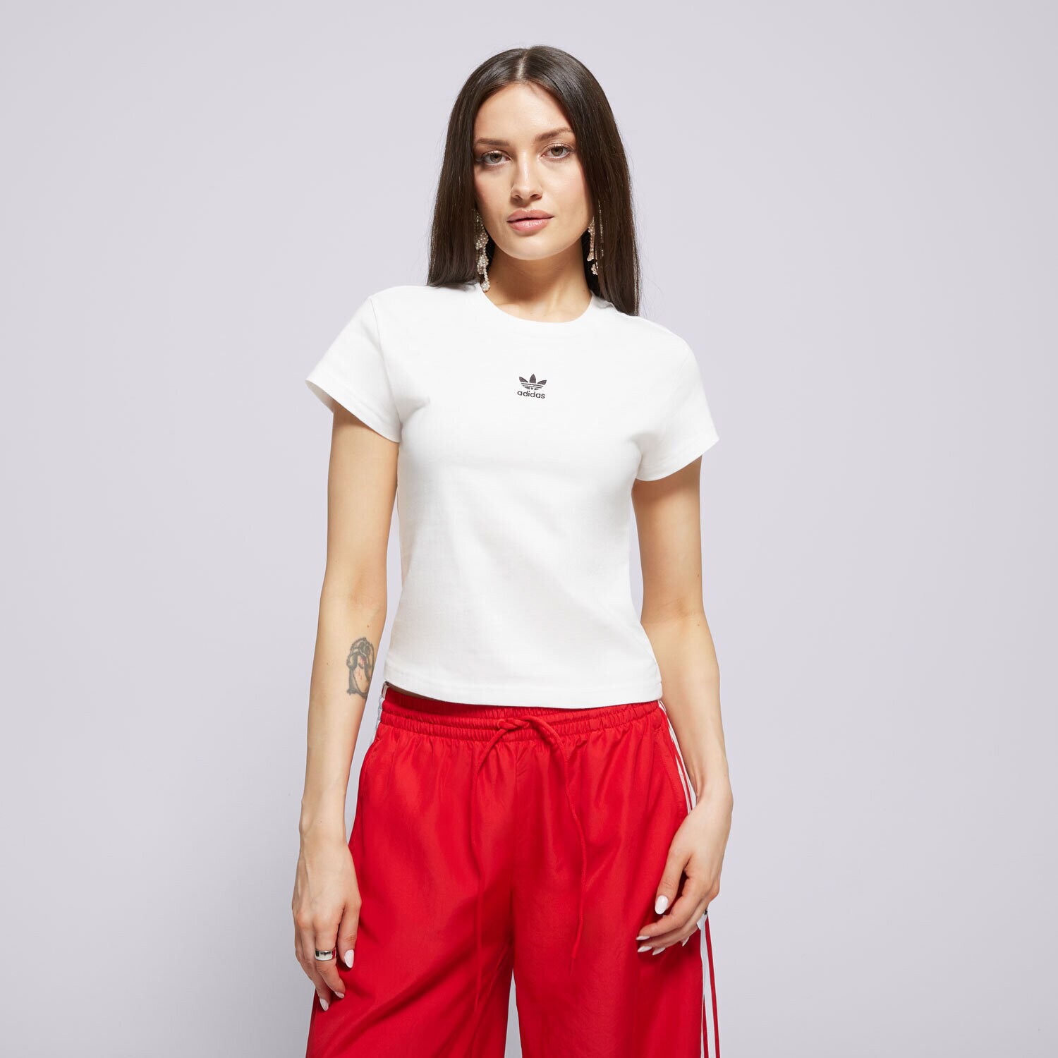 Ženska majica s kratkimi rokavi ADIDAS T-SHIRT ESS SLIM TEE JC8973 bela