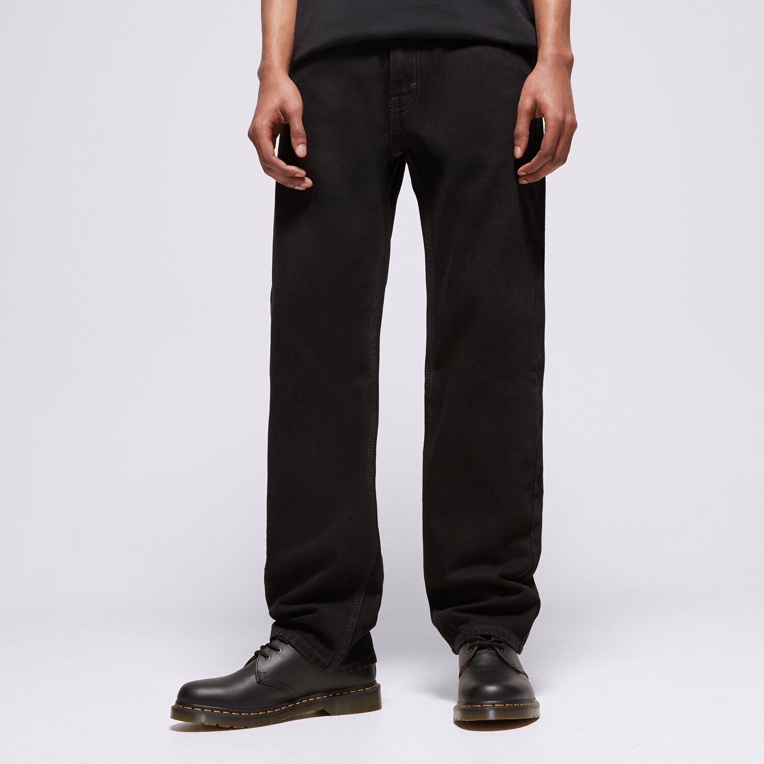Moški hlače LEVI'S HLAČE 505® REGULAR 00505-0260 črna