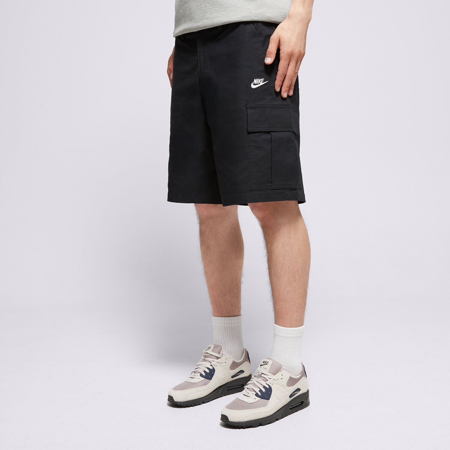 Moški kratke hlače NIKE KRATKE HLAČE M NK CLUB WVN CARGO SHORT FN3517-011 črna