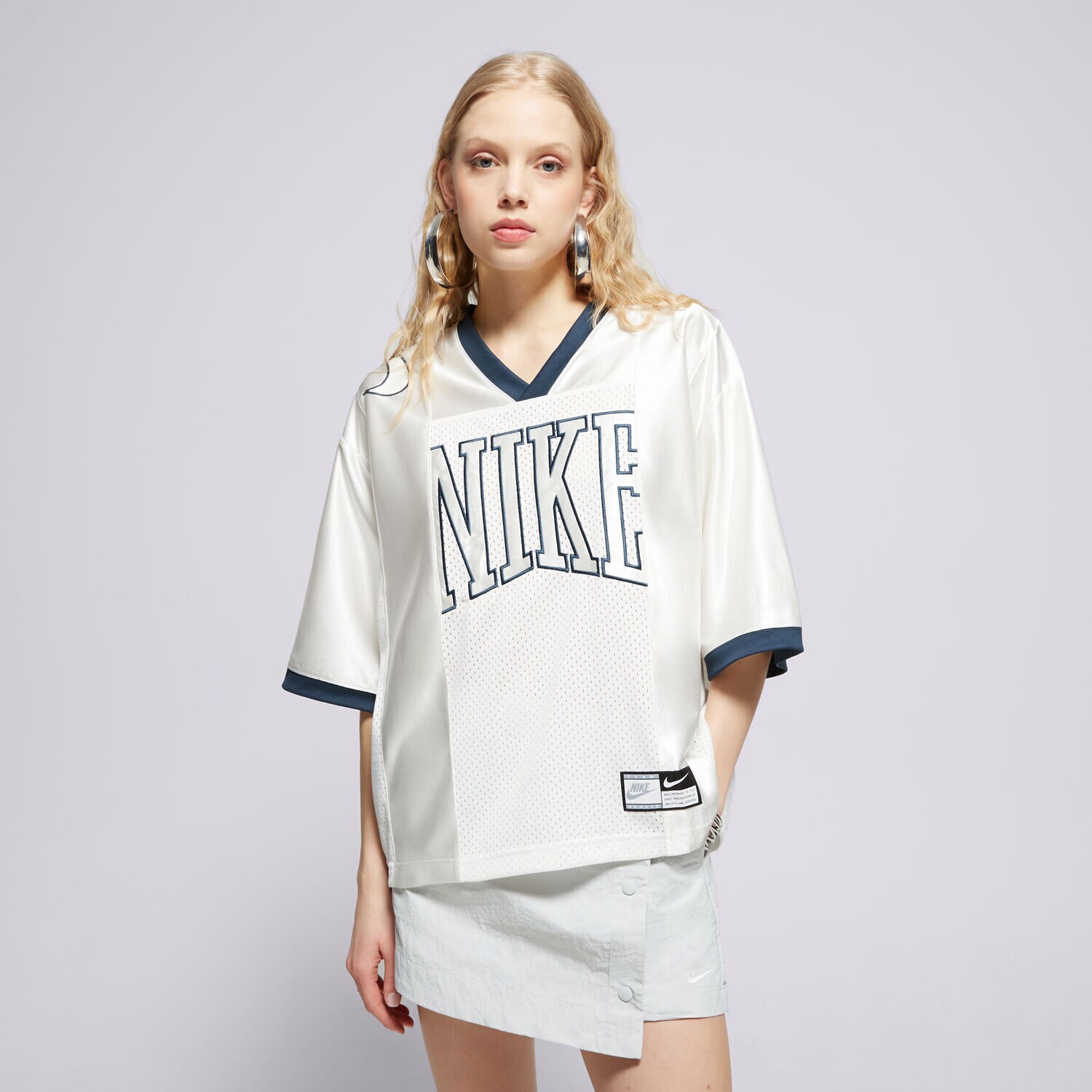 Ženska majica s kratkimi rokavi NIKE T-SHIRT W NSW STREET SS GX JRSY MAJICA HJ0280-133 kremna barva