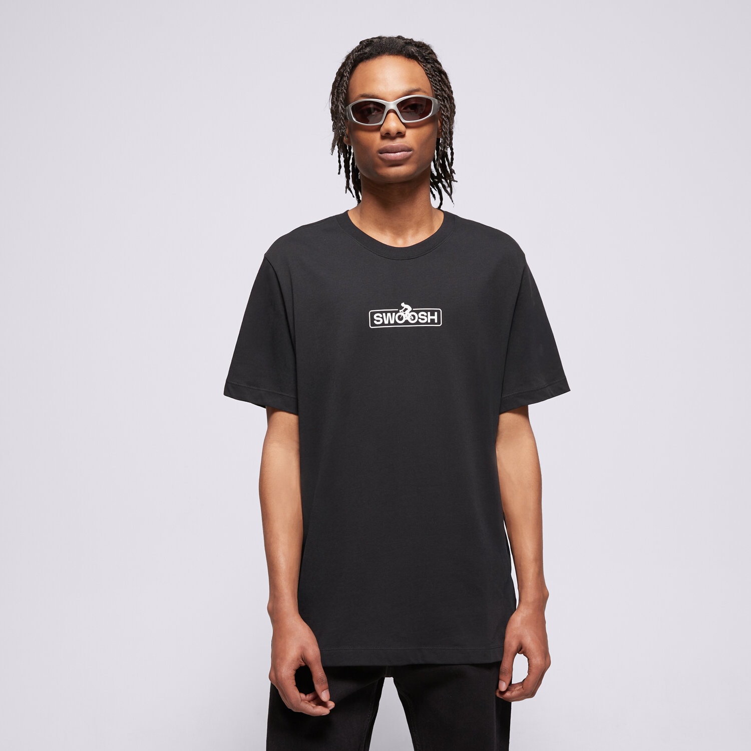 Moška majica s kratkimi rokavi NIKE T-SHIRT M NSW TEE CLUB SSNL 2 SU25 HJ0730-010 črna