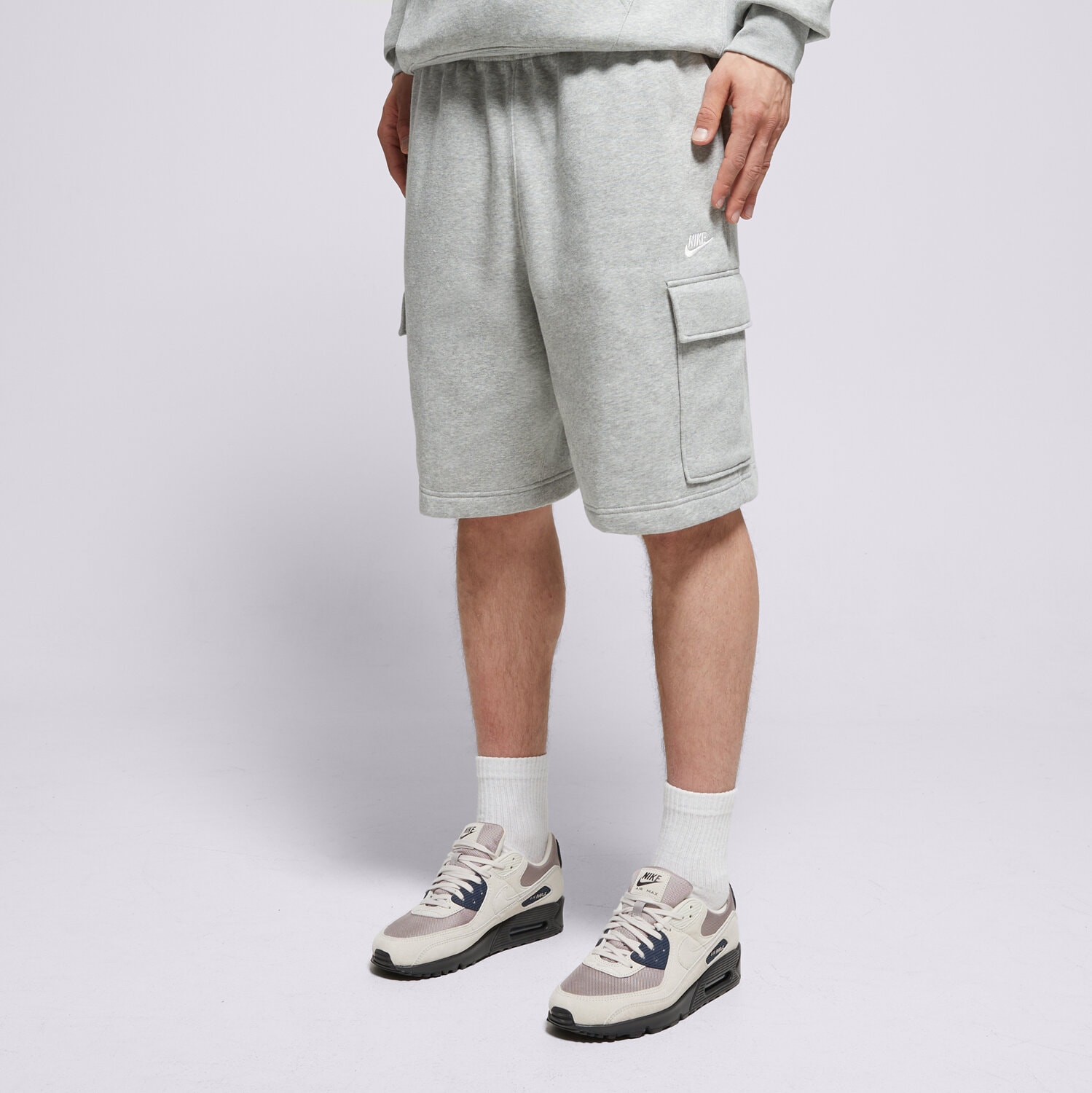 Moški kratke hlače NIKE KRATKE HLAČE M NK CLUB BB CARGO SHORT FN3525-063 siva