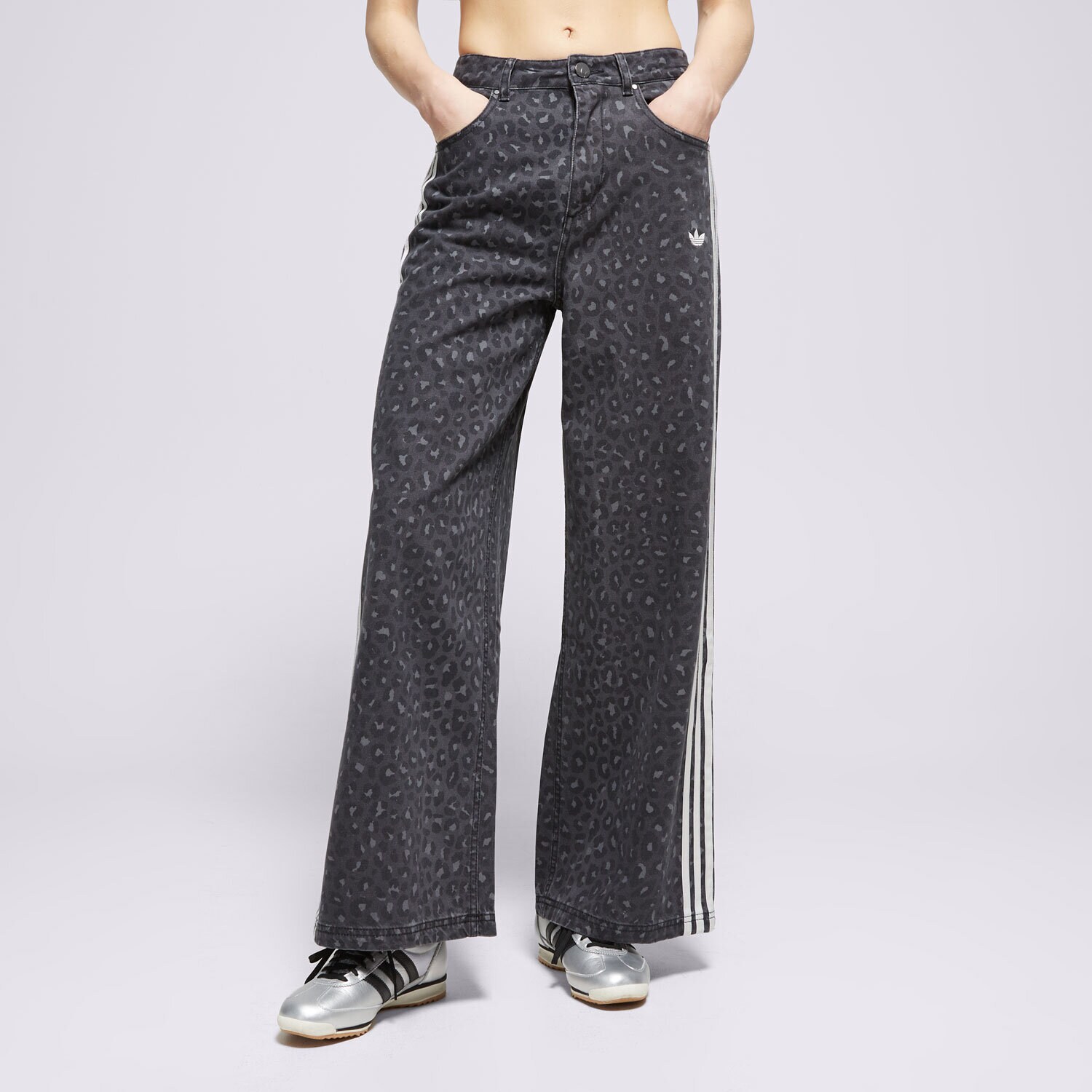 Ženske hlače ADIDAS HLAČE DNM LOOSE PANTS KA2679 črna