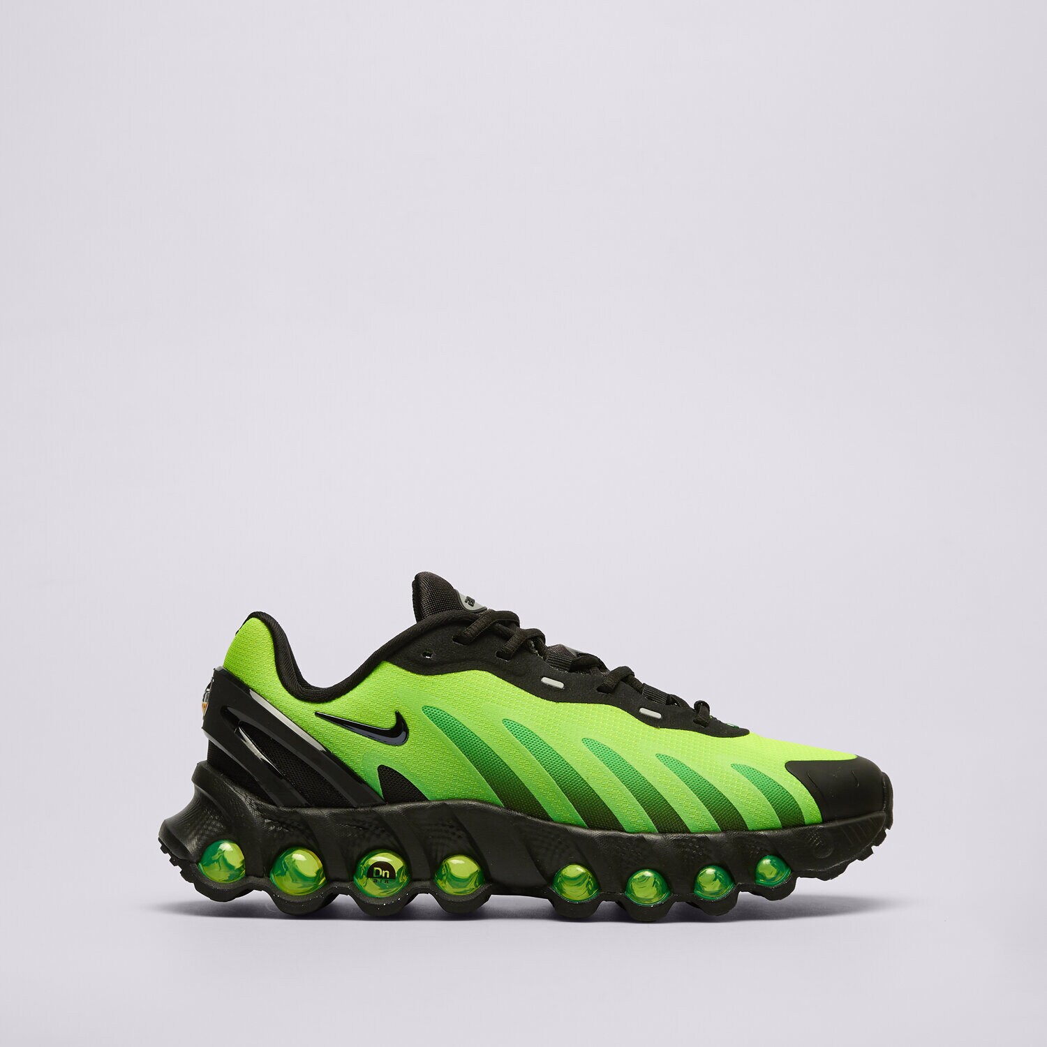 Otroški superge NIKE AIR MAX DN8 AMD BG HV5258-001 črna