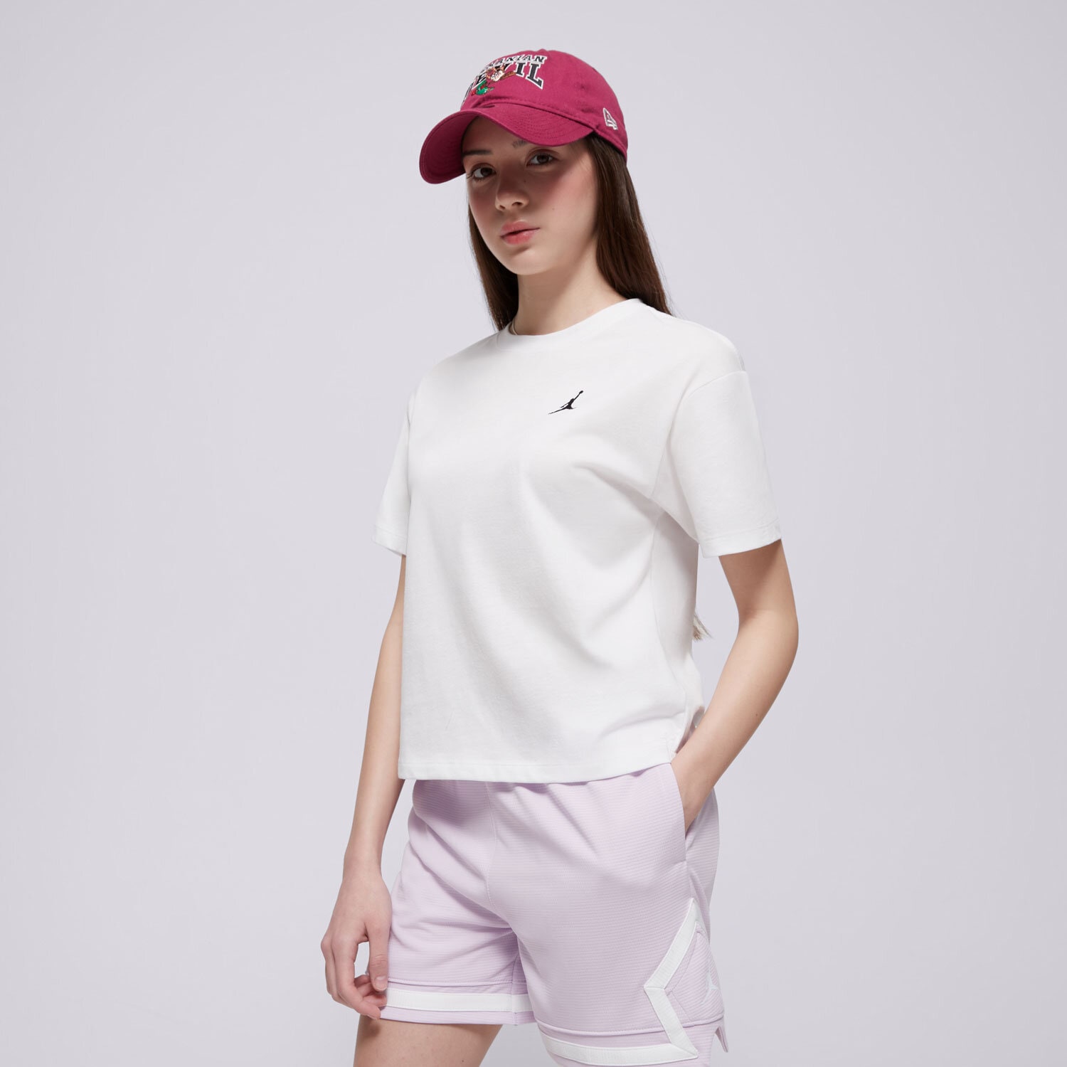 Otroška majica s kratkimi rokavi JORDAN T-SHIRT MJ BRKLYN ESSENTIALS SS TEE GIRL 45D311001 bela