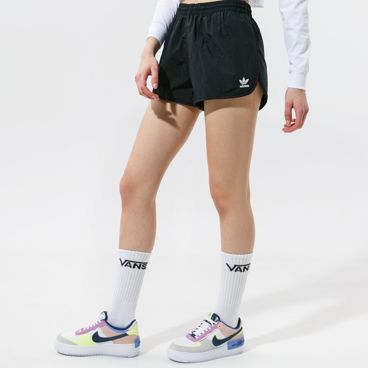 Ženske kratke hlače ADIDAS KRATKE HLAČE 3STR SHORTS GN2885 črna