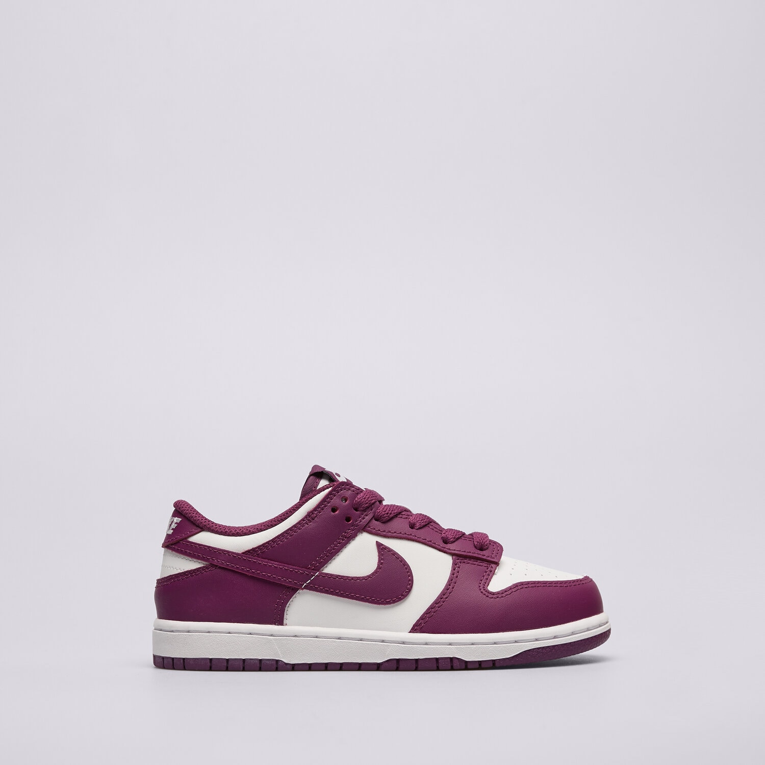 Otroški superge NIKE DUNK LOW BP FB9108-110 vijolična