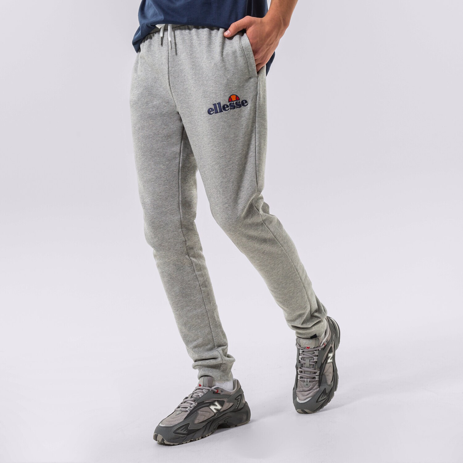 Moški hlače ELLESSE HLAČE NIORO GREY SHS08783112 siva