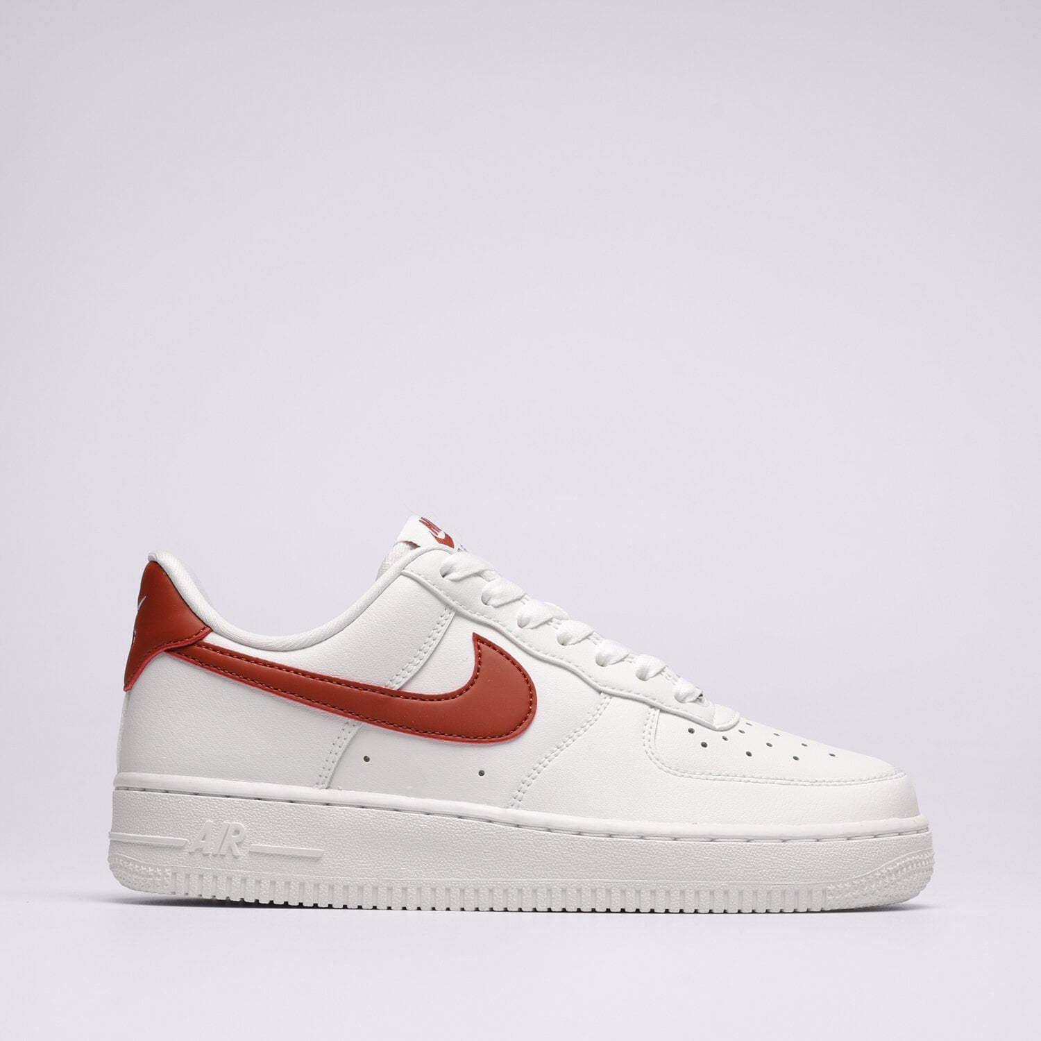 Ženske superge NIKE WMNS AIR FORCE 1 '07 REC DD8959-115 bela