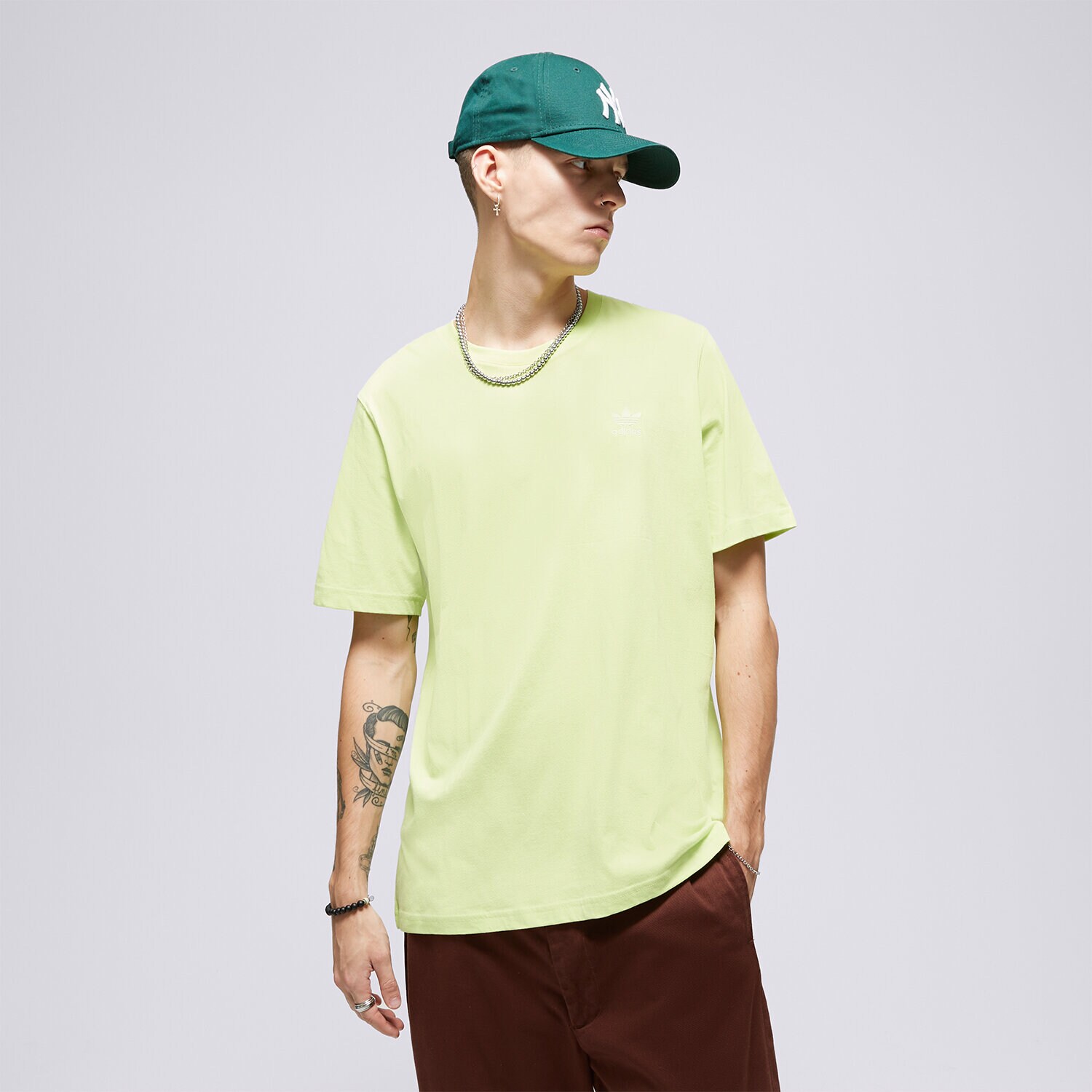 Moška majica s kratkimi rokavi ADIDAS T SHIRT ESSENTIAL IL2520 zelena