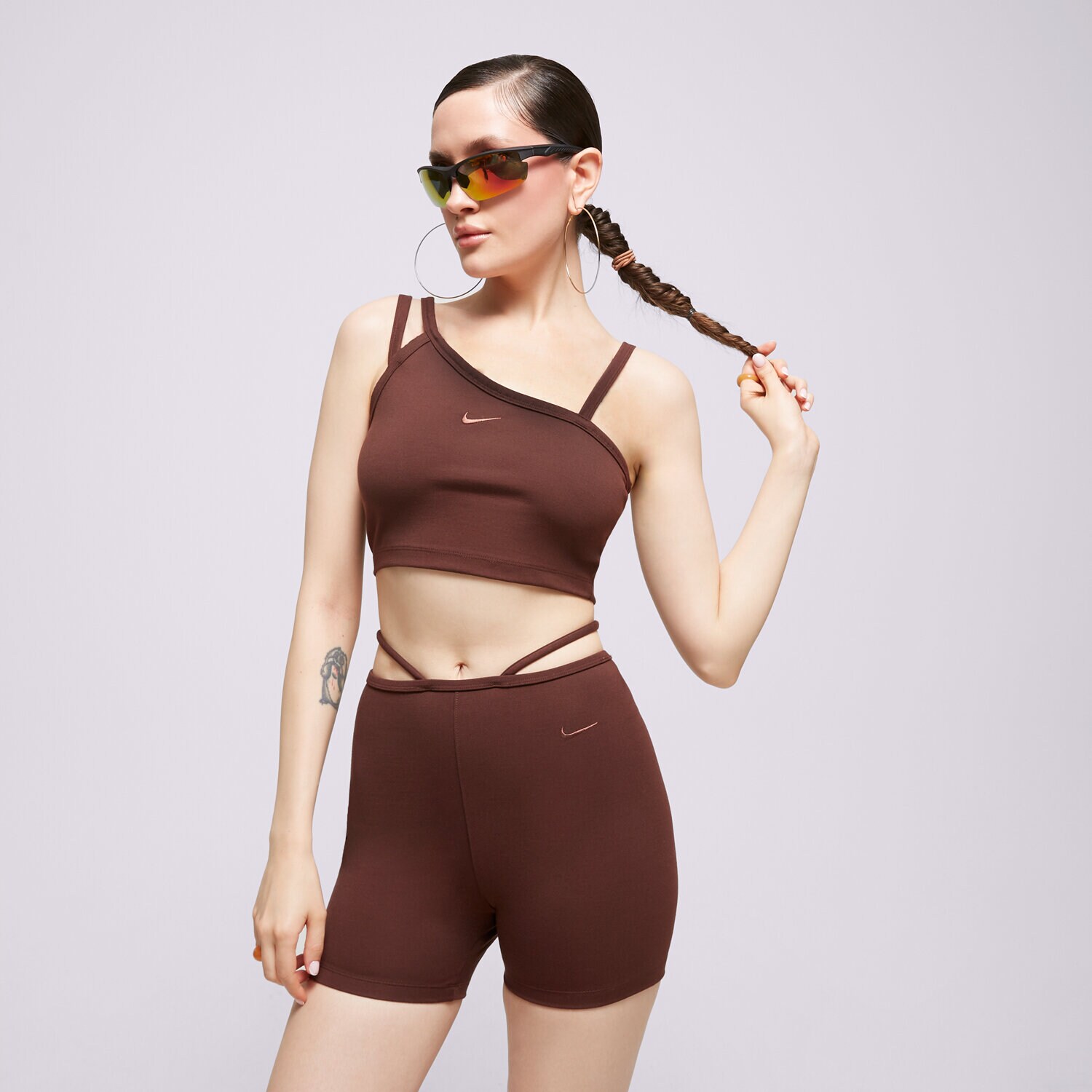 Ženska majica s kratkimi rokavi NIKE MAJICA W NSW EVRDY MOD AYSM CROP MAJICA DV7926-227 rjava