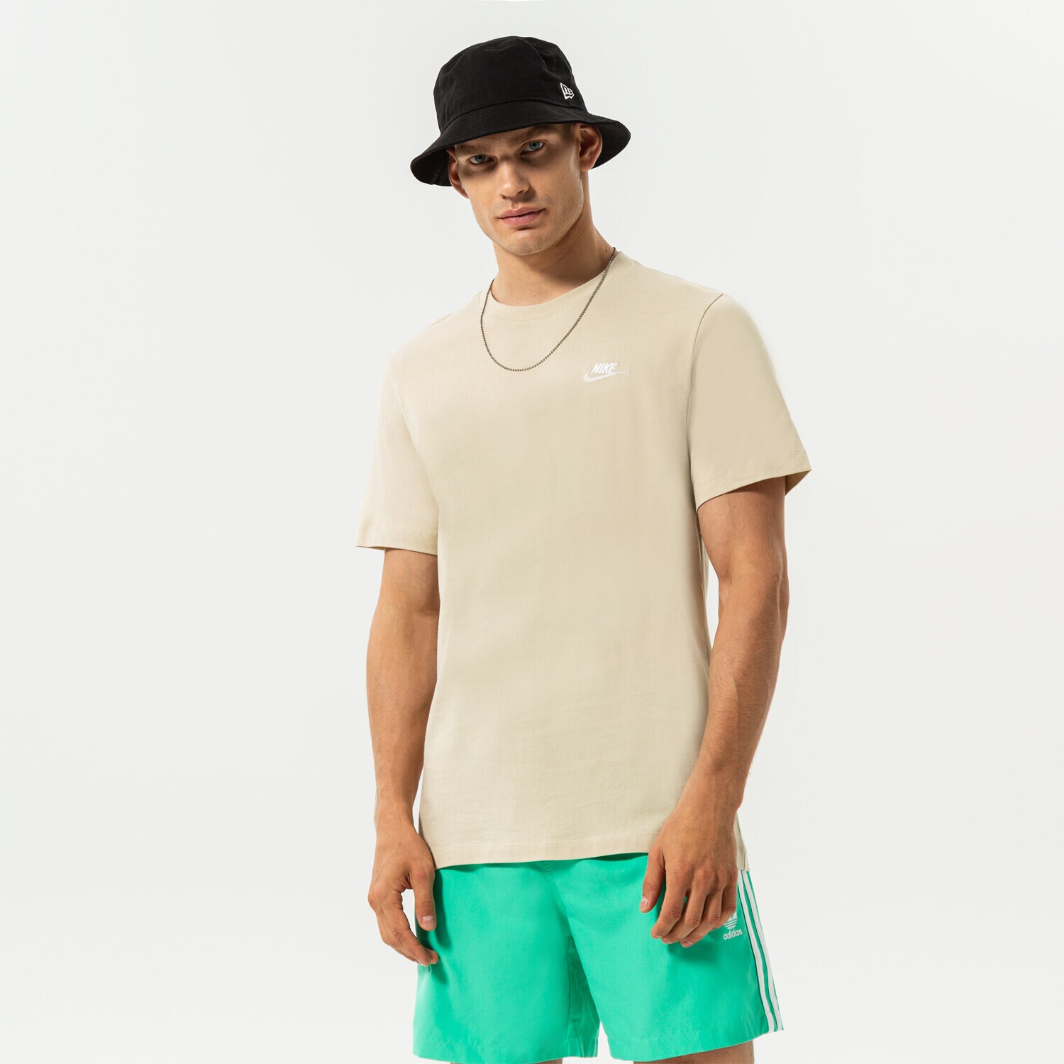 Moška majica s kratkimi rokavi NIKE T-SHIRT SPORTSWEAR CLUB AR4997-206 bež