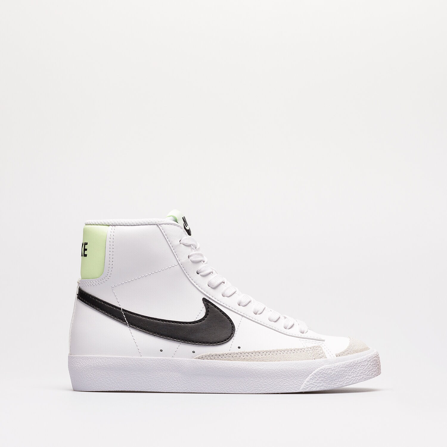 Otroški superge NIKE BLAZER MID '77 DA4086-109 bela