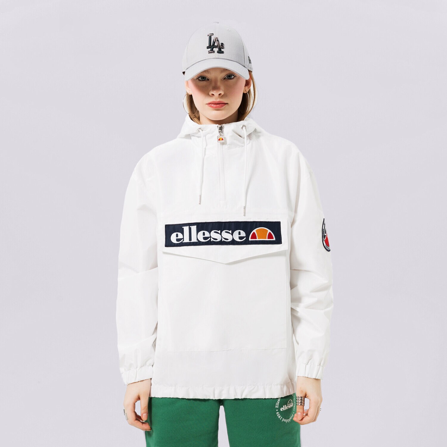 Ženska jakna za prehodni čas ELLESSE JAKNA MONTEZ OH JACKET WHT SGS09429908 bela