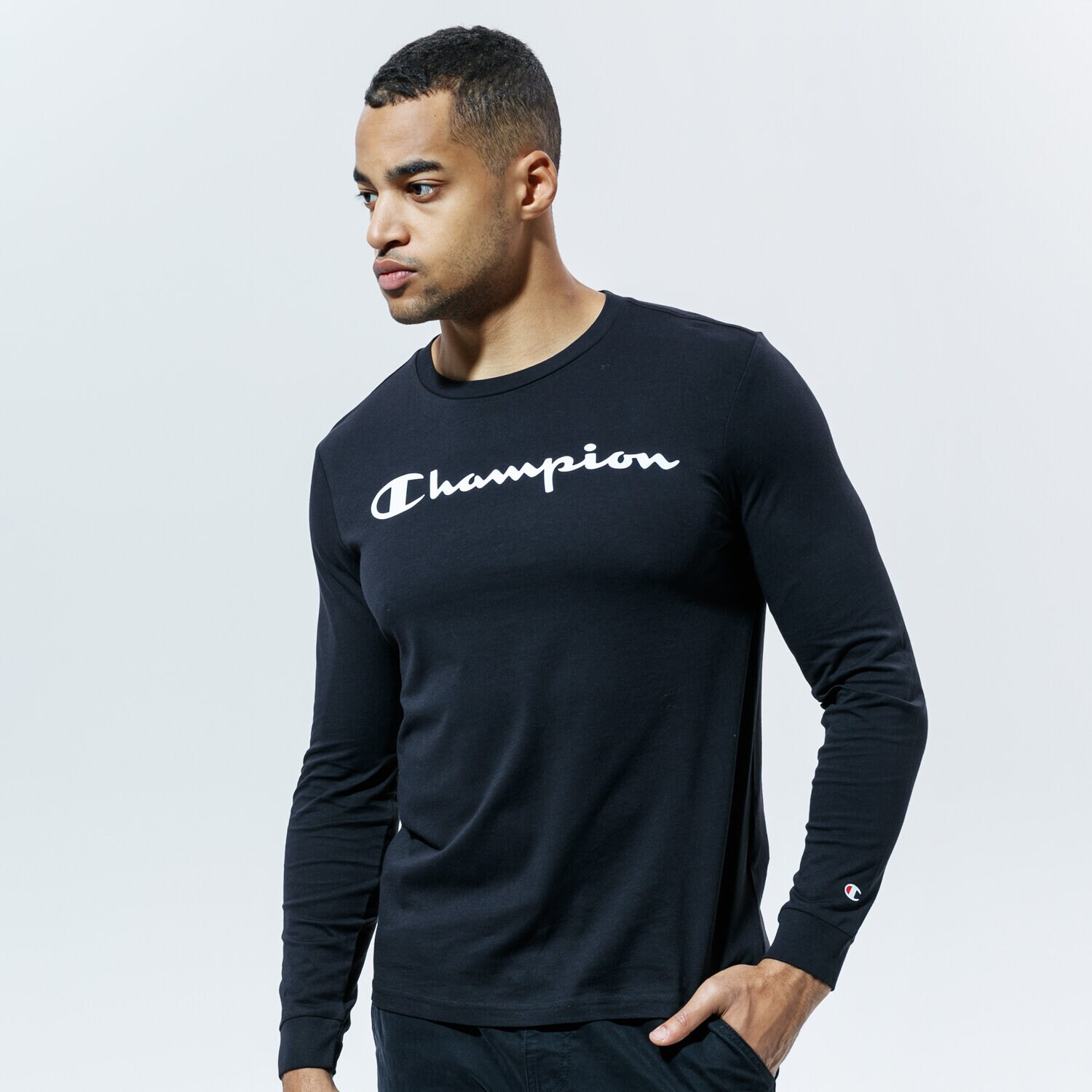 Moška majica s kratkimi rokavi CHAMPION T-SHIRT CREWNECK LONG SLEEVE T-SHIRT 214748KK001 črna