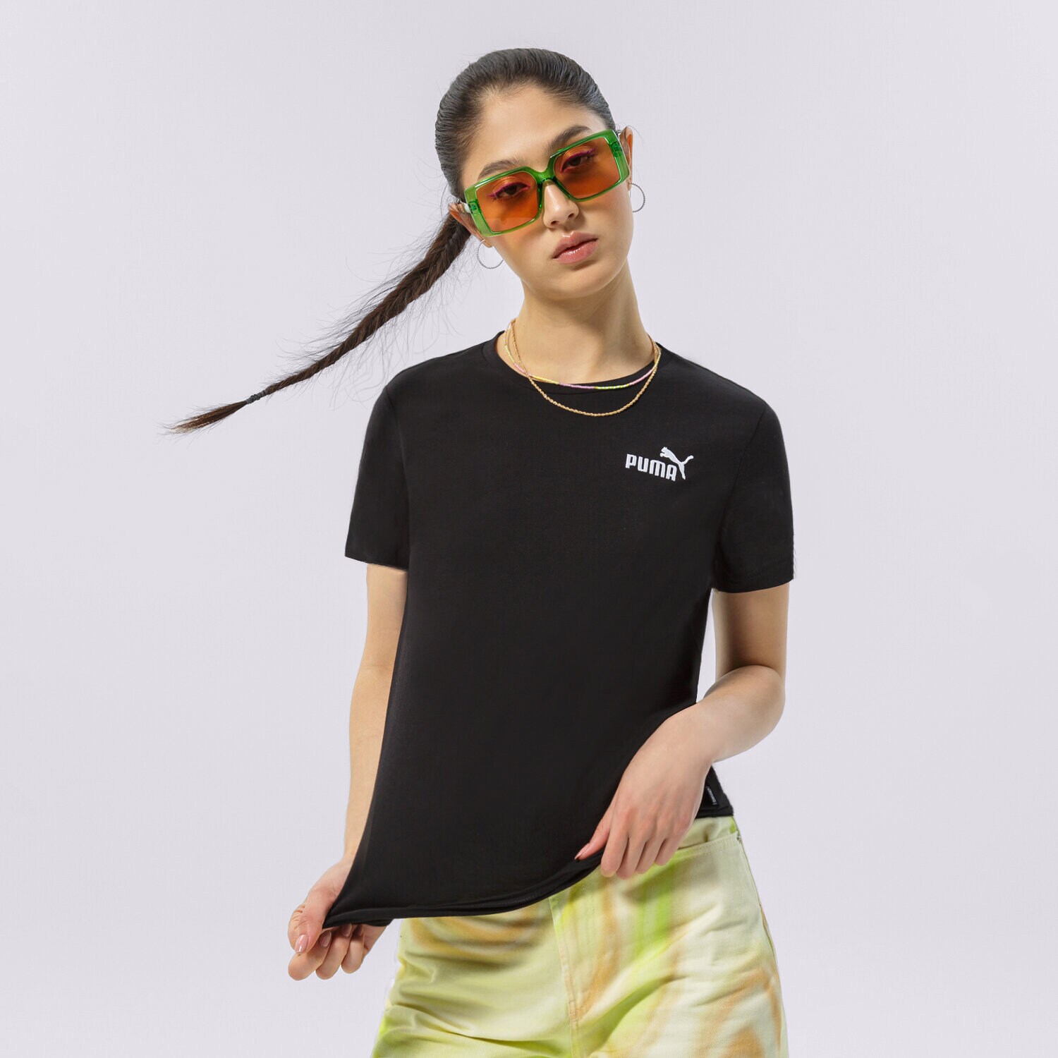Ženska majica s kratkimi rokavi PUMA T-SHIRT ESS+ EMBROIDERY 848331 01 črna