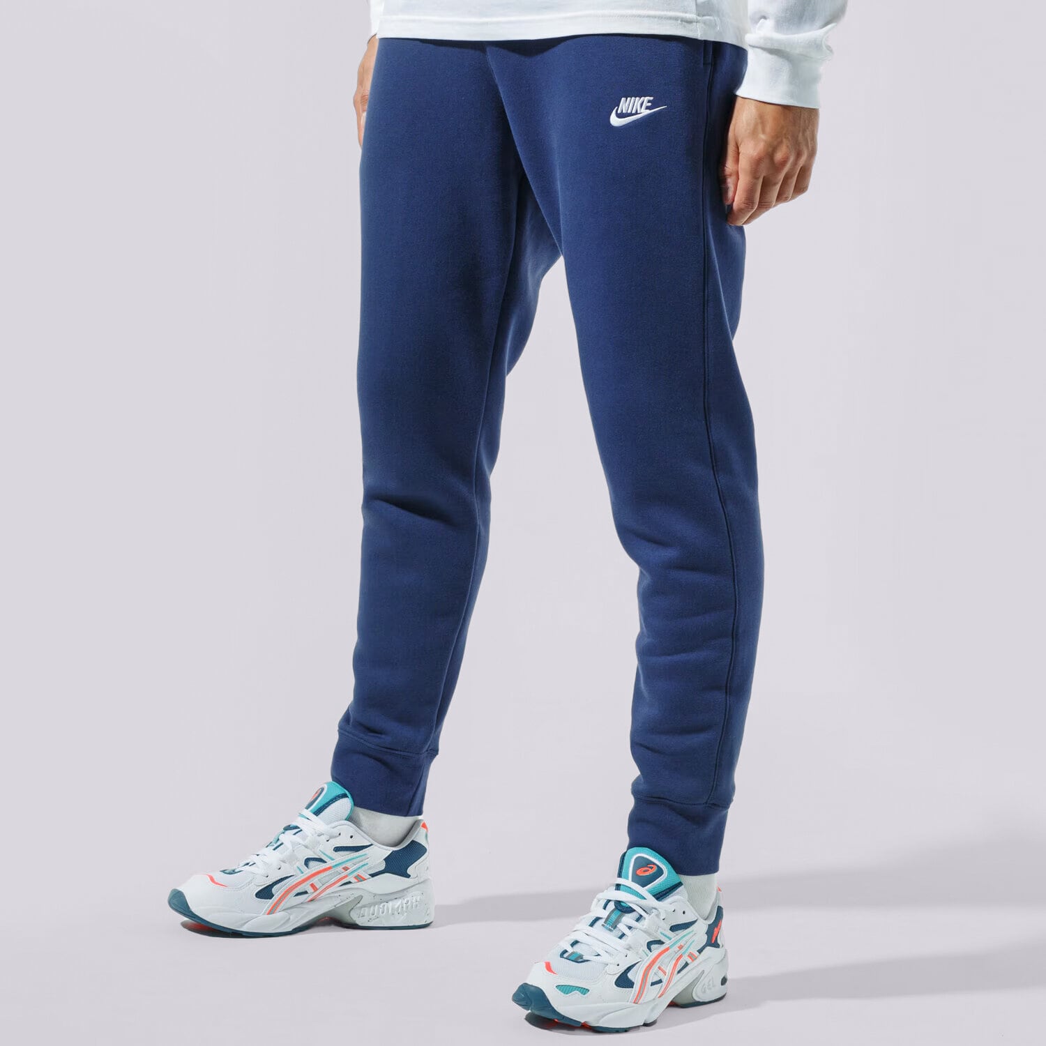 Moški hlače NIKE HLAČE SPORTSWEAR CLUB FLEECE BV2671-410 mornarsko modra