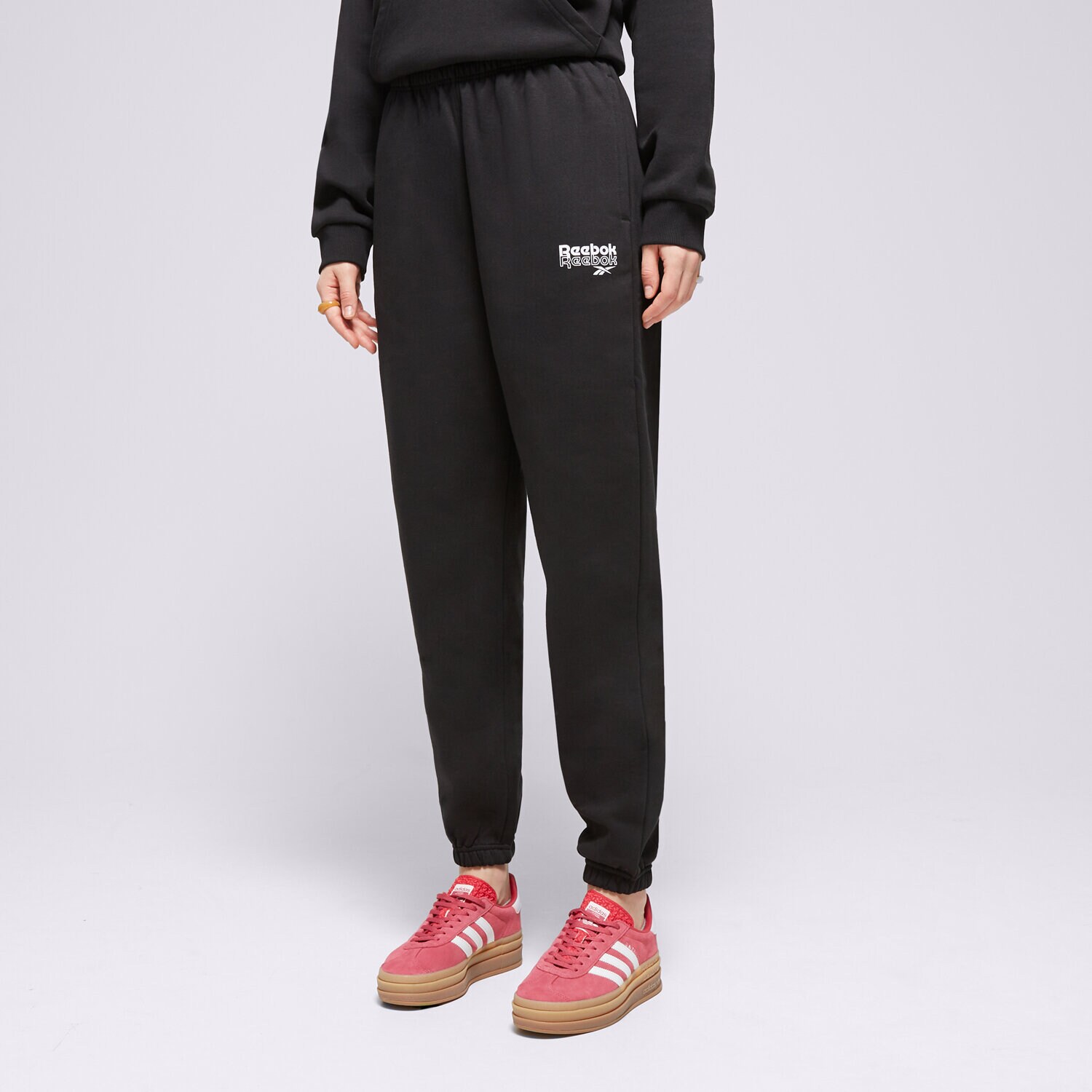 Ženske hlače REEBOK HLAČE RIE 100075980 črna