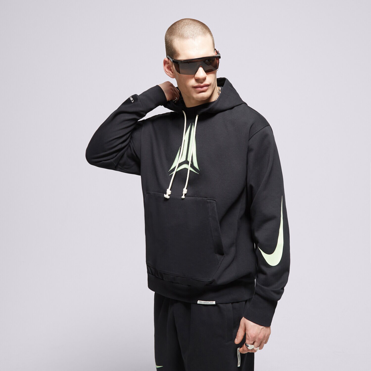 Moški pulover NIKE JOPICA S KAPUCO JA M NK DF STD ISS PO HDY NBA FN2987-010 črna
