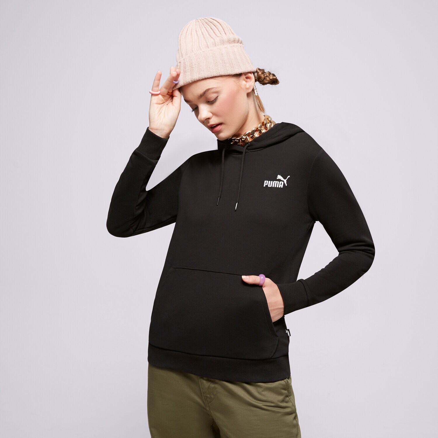 Ženski pulover PUMA JOPICA S KAPUCO ESS+ EMBROIDERY TR 848332 01 črna