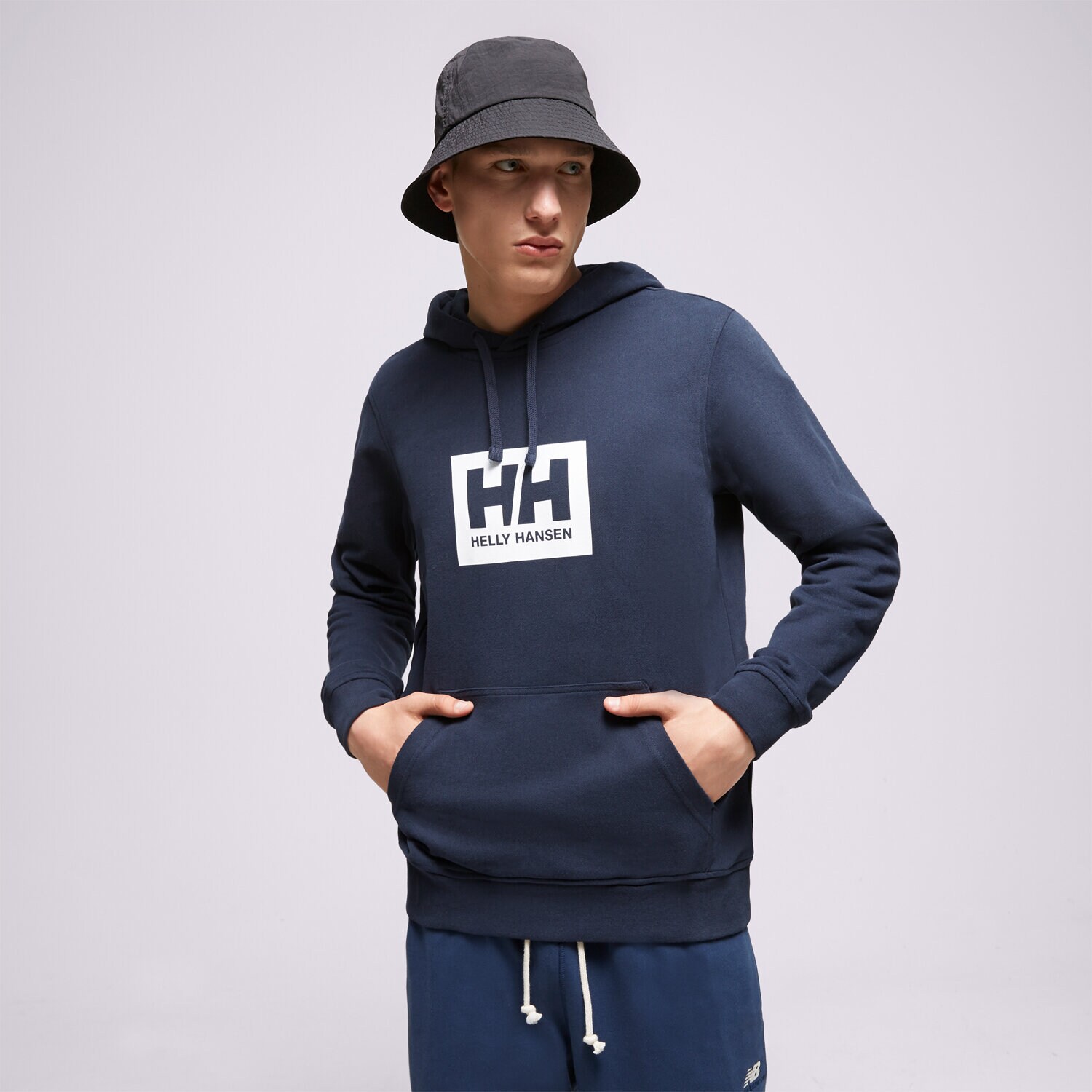 Moški pulover HELLY HANSEN JOPICA S KAPUCO HH BOX HOODIE 53289598 črna