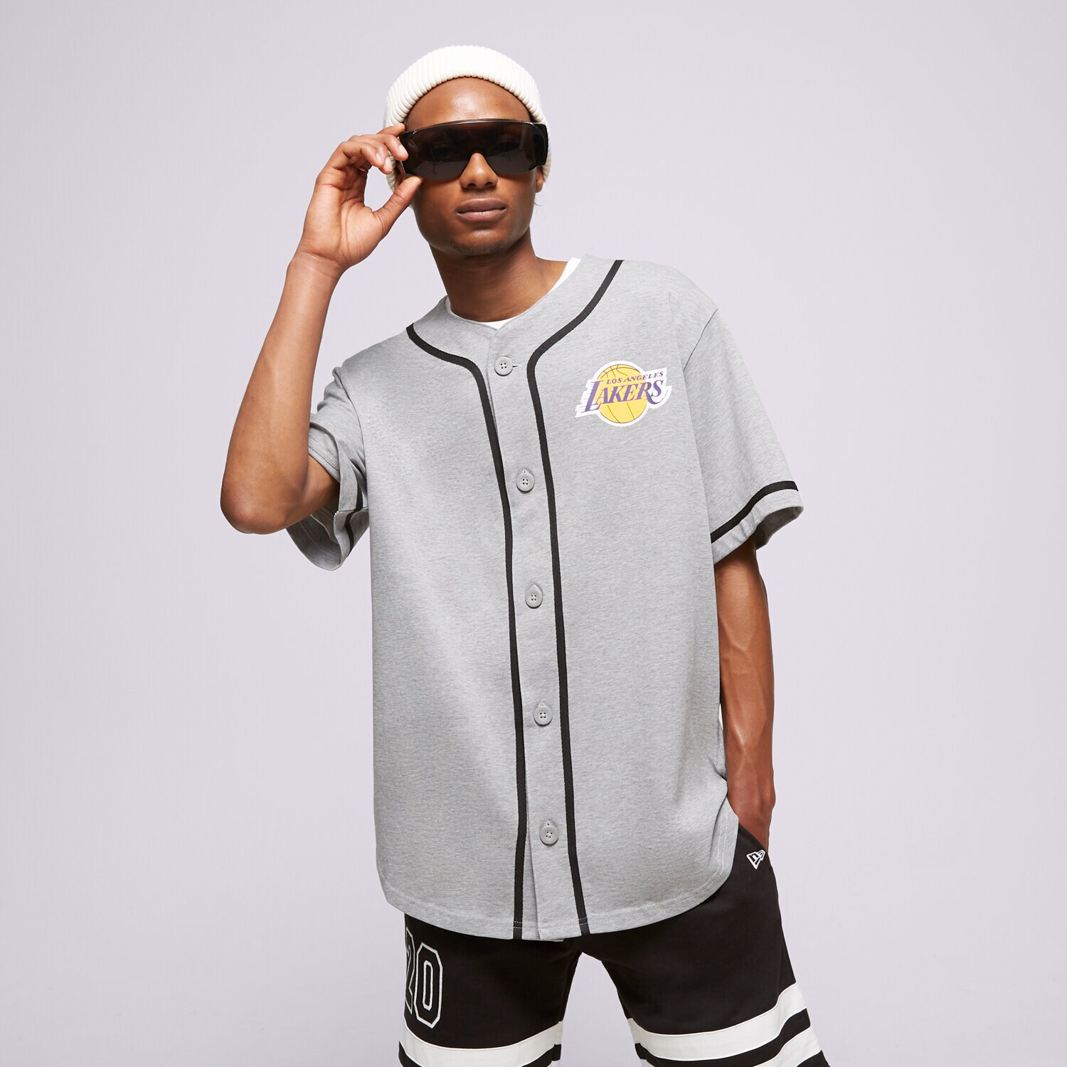 Moška majica s kratkimi rokavi NEW ERA T-SHIRT NBA BASEBALL JERSEY BULLS LOS ANGELES LAKERS 60357098 siva