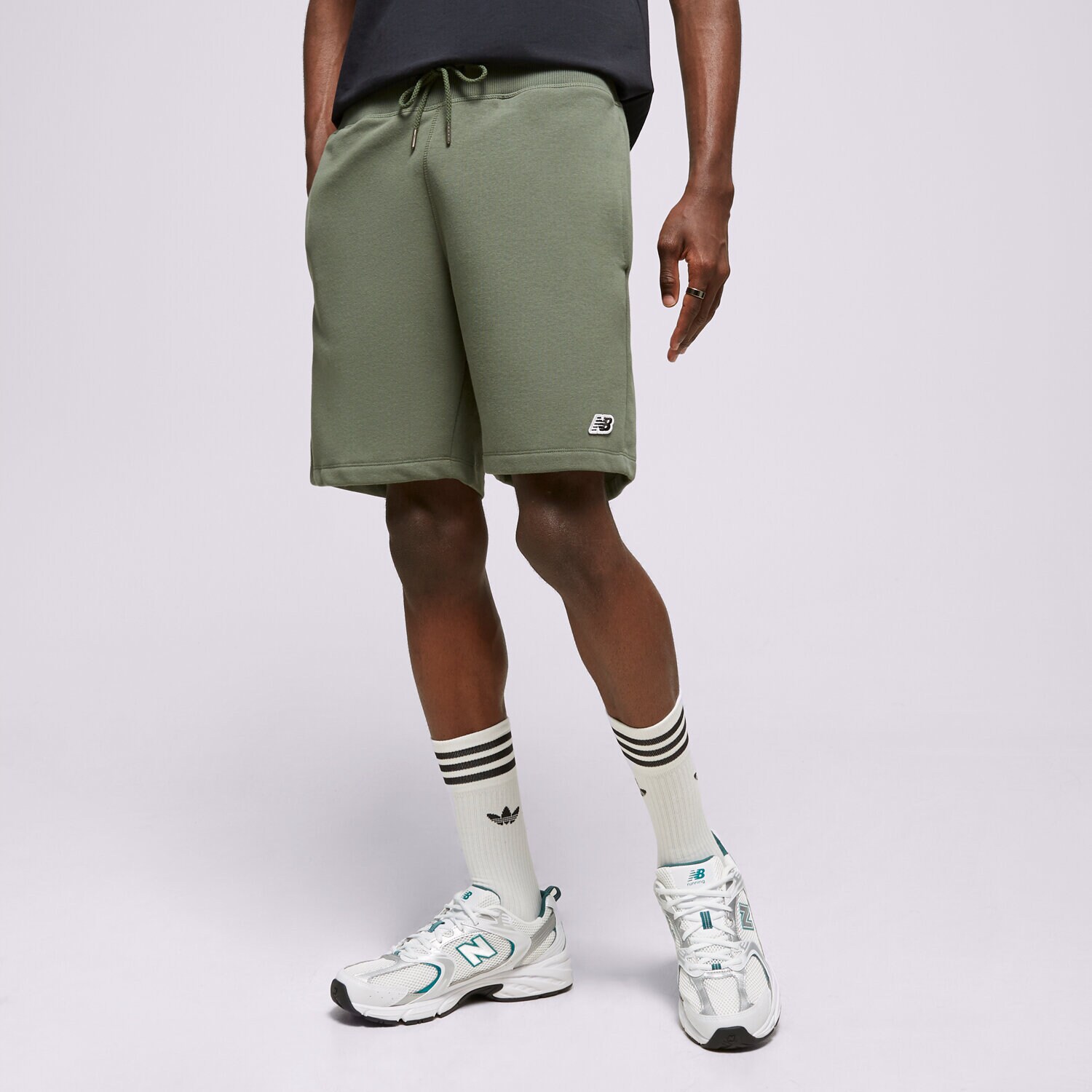 Moški kratke hlače NEW BALANCE KRATKE HLAČE SSMALL LOGO SHORTS MS23600DON zelena