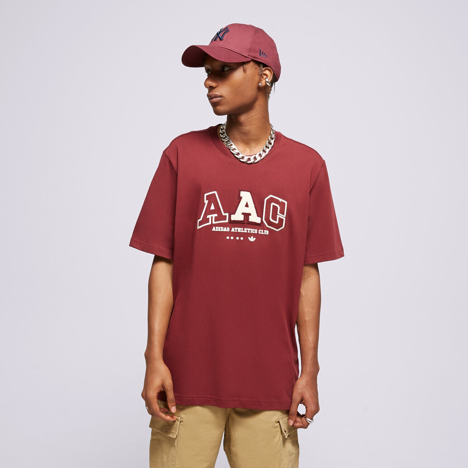 Moška majica s kratkimi rokavi ADIDAS T-SHIRT METRO AAC TEE IC8373 vijolična