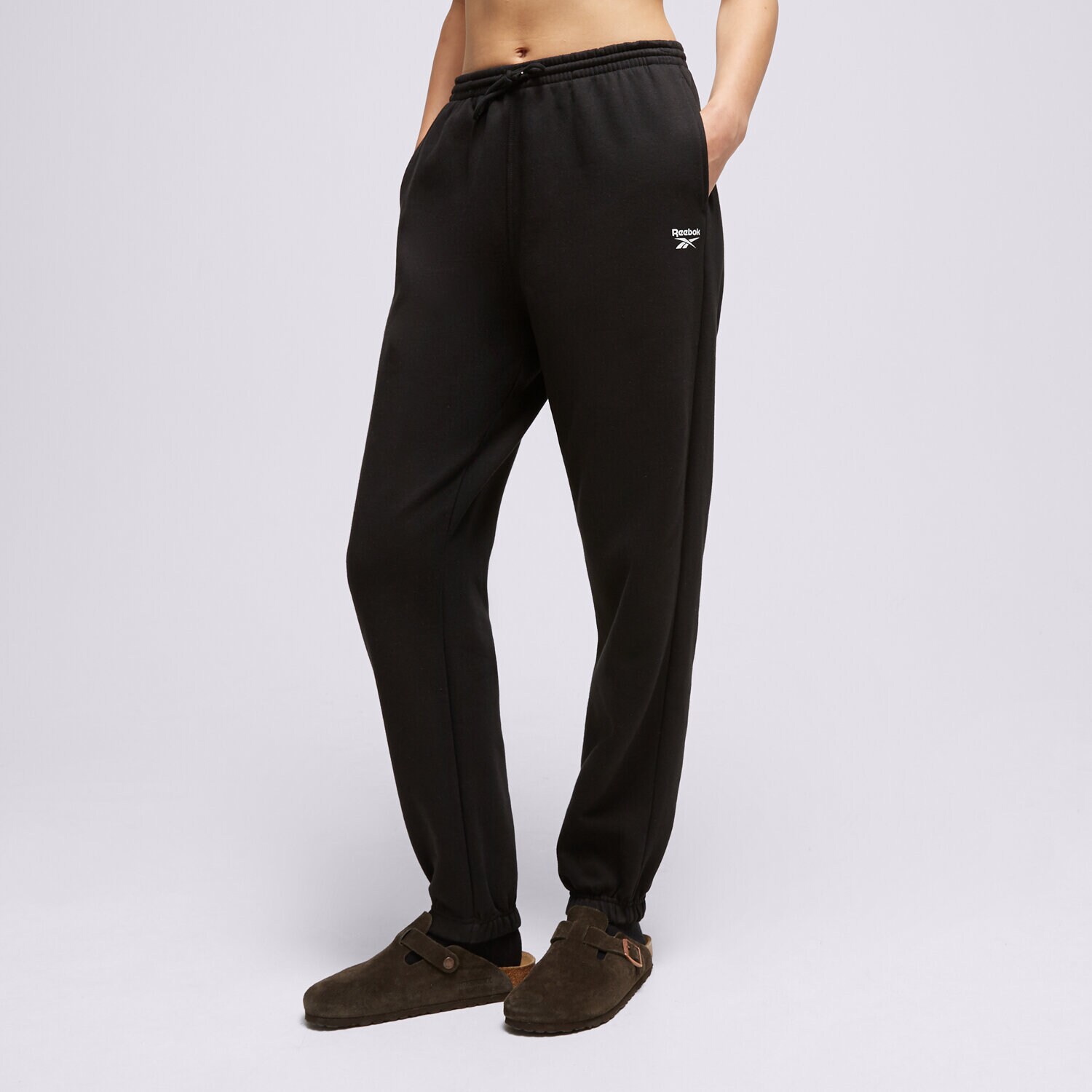 Ženske hlače REEBOK HLAČE REEBOK ID FLEECE 100012577 črna
