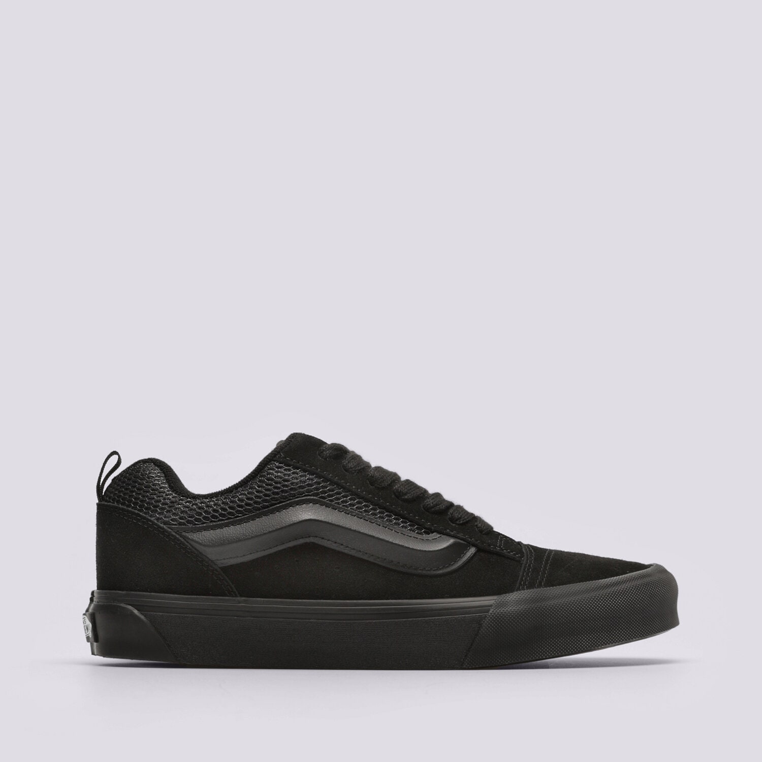 Moški skate superge VANS KNU SKOOL  VN0009QCBKA1 črna