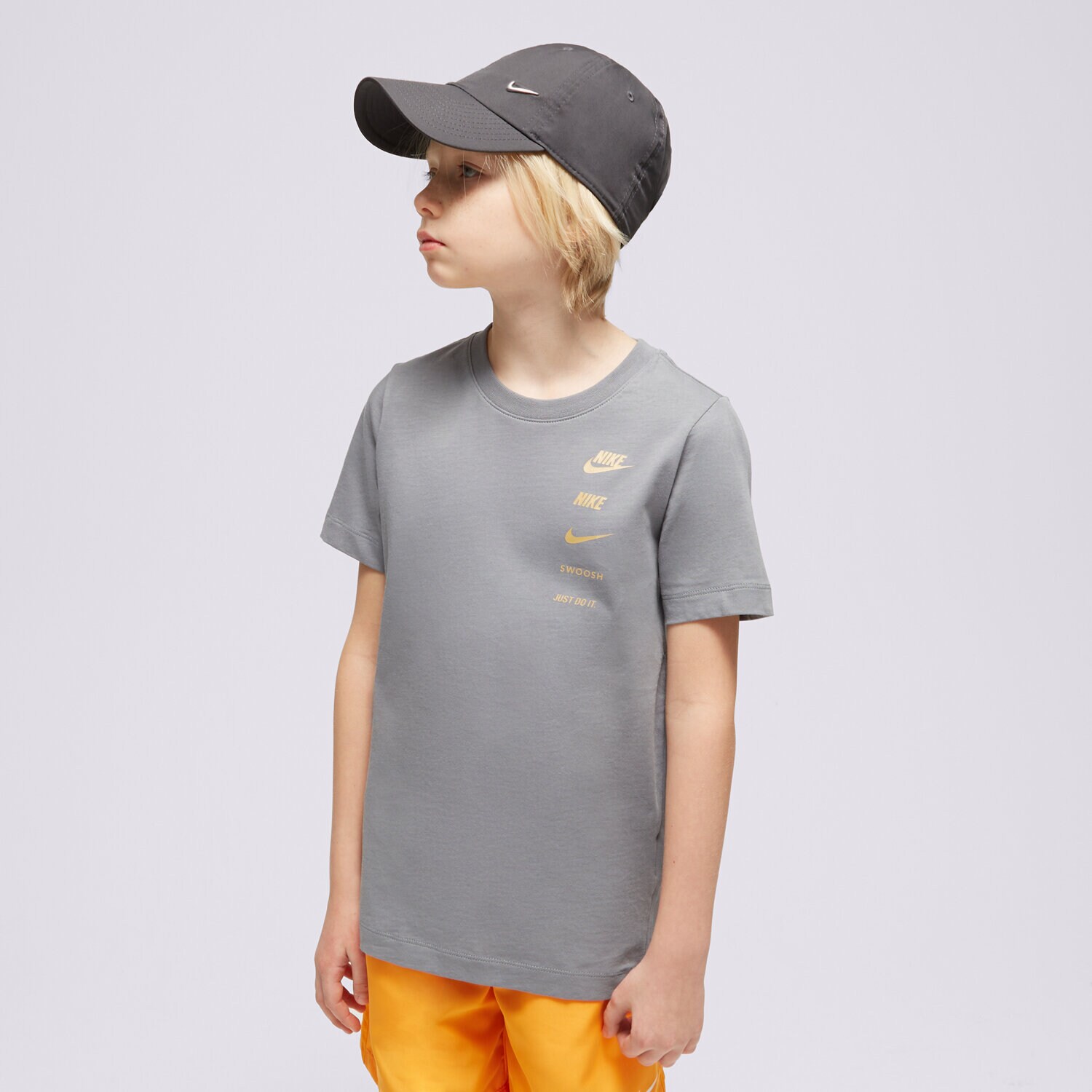 Otroška majica s kratkimi rokavi NIKE T SHIRT B NSW SI GRAPHIC BOY FV2339-065 siva