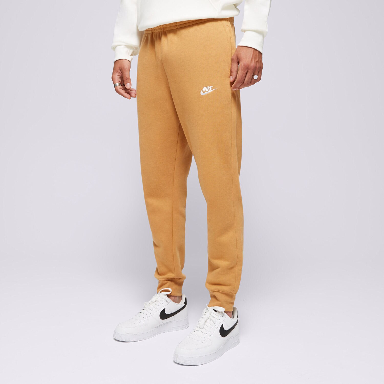 Moški hlače NIKE HLAČE SPORTSWEAR CLUB FLEECE BV2671-224 rjava