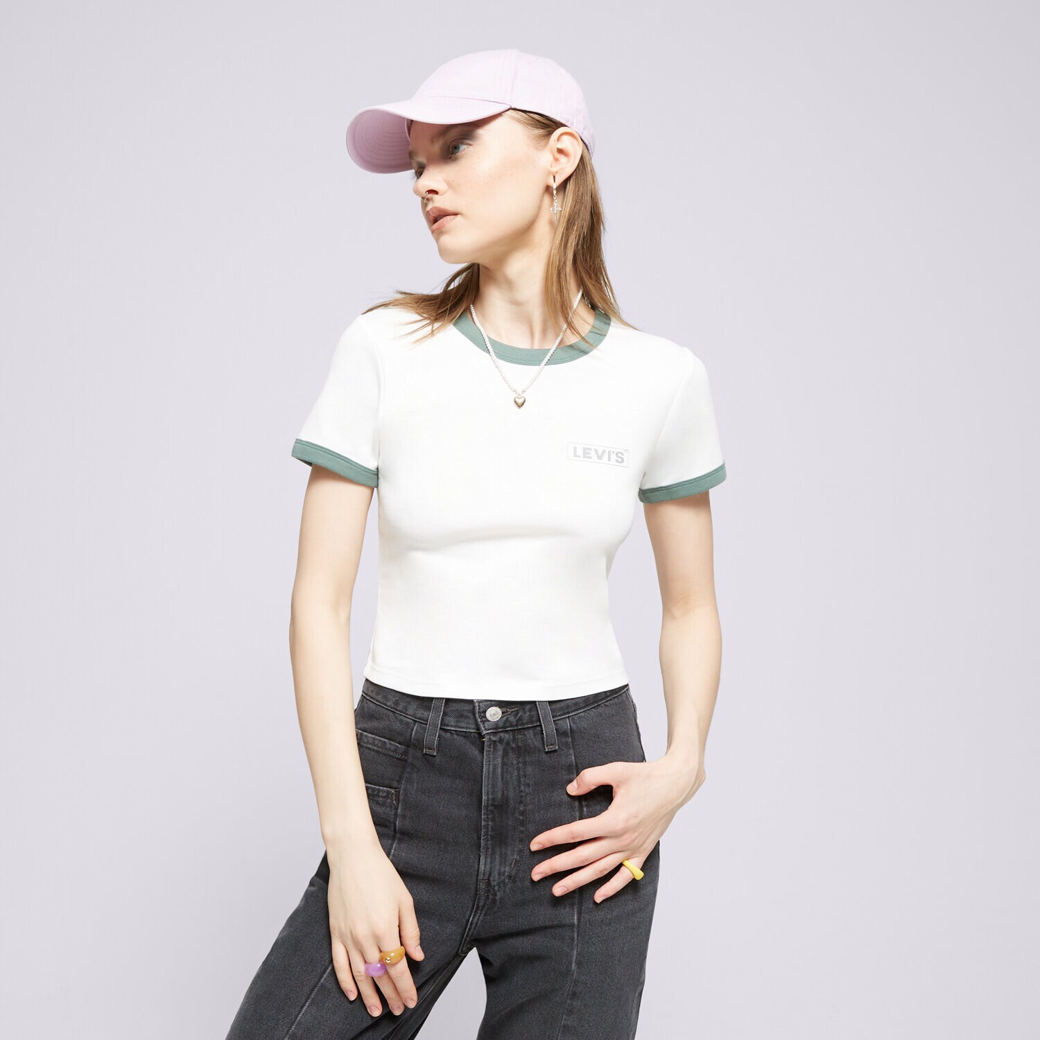 Ženska majica s kratkimi rokavi LEVI'S T-SHIRT GRAPHIC RINGER MINI TEE WHITES A3523-0072 bela
