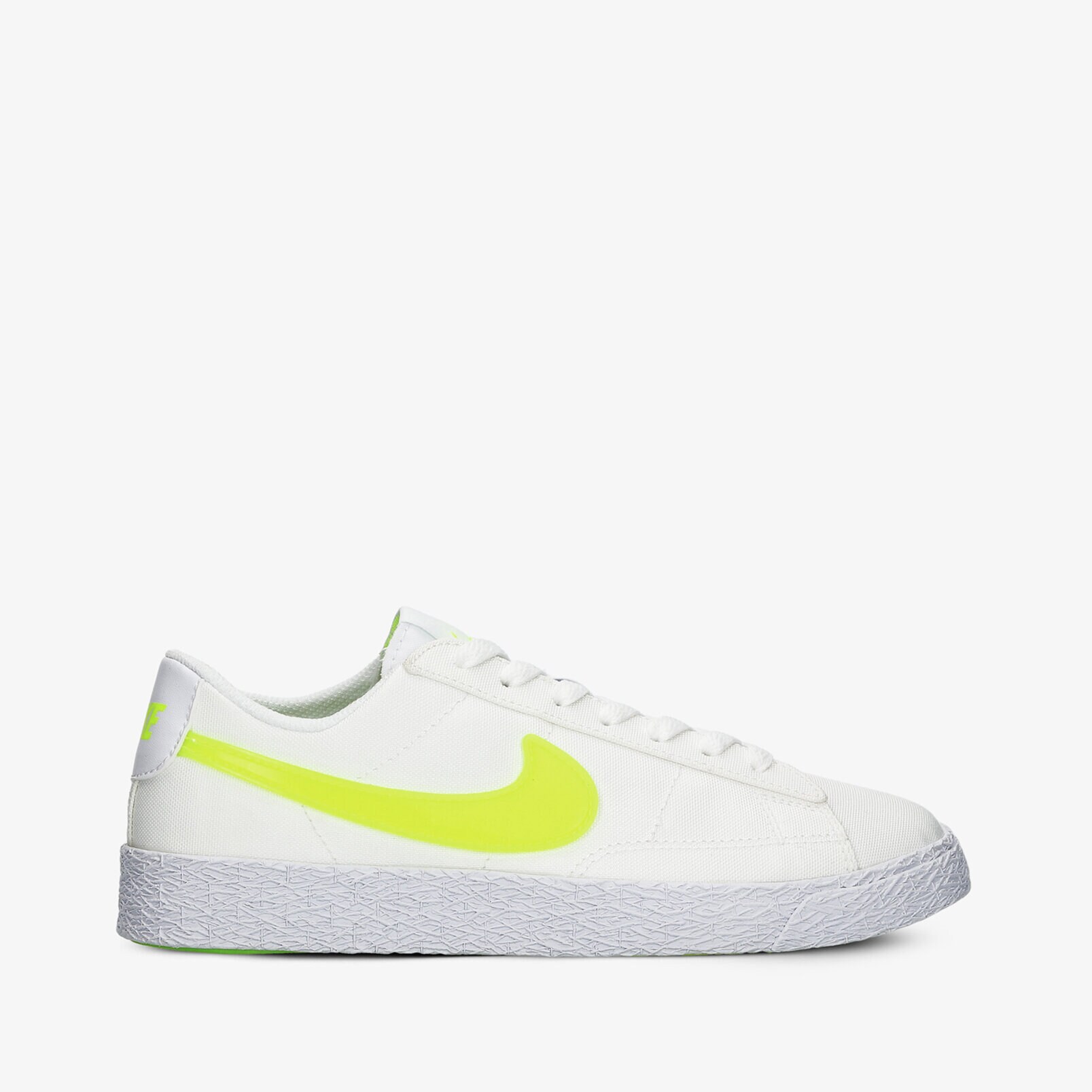 Otroški superge NIKE BLAZER LOW POP GG AQ5604-101 bela