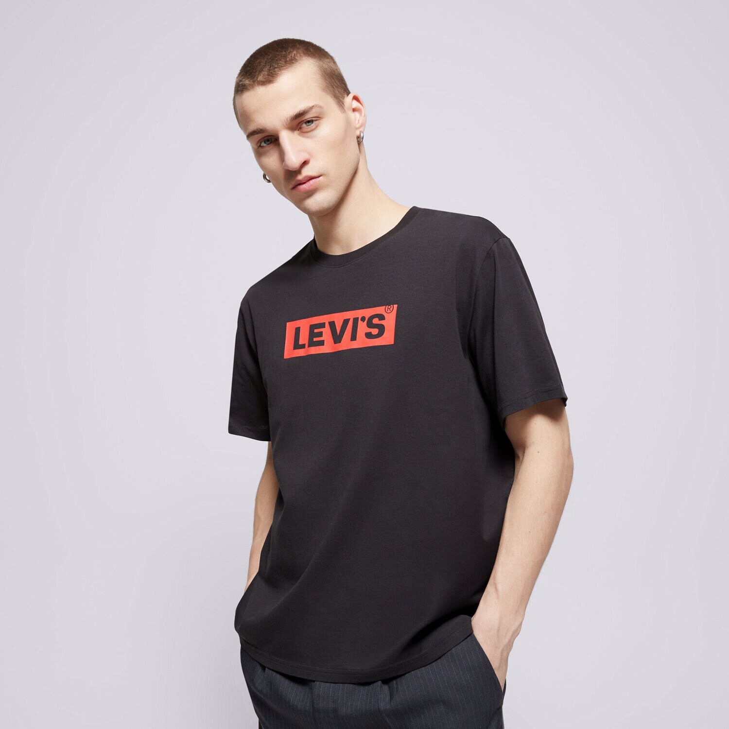 Moška majica s kratkimi rokavi LEVI'S T-SHIRT SS RELAXED FIT TEE 161430198 črna