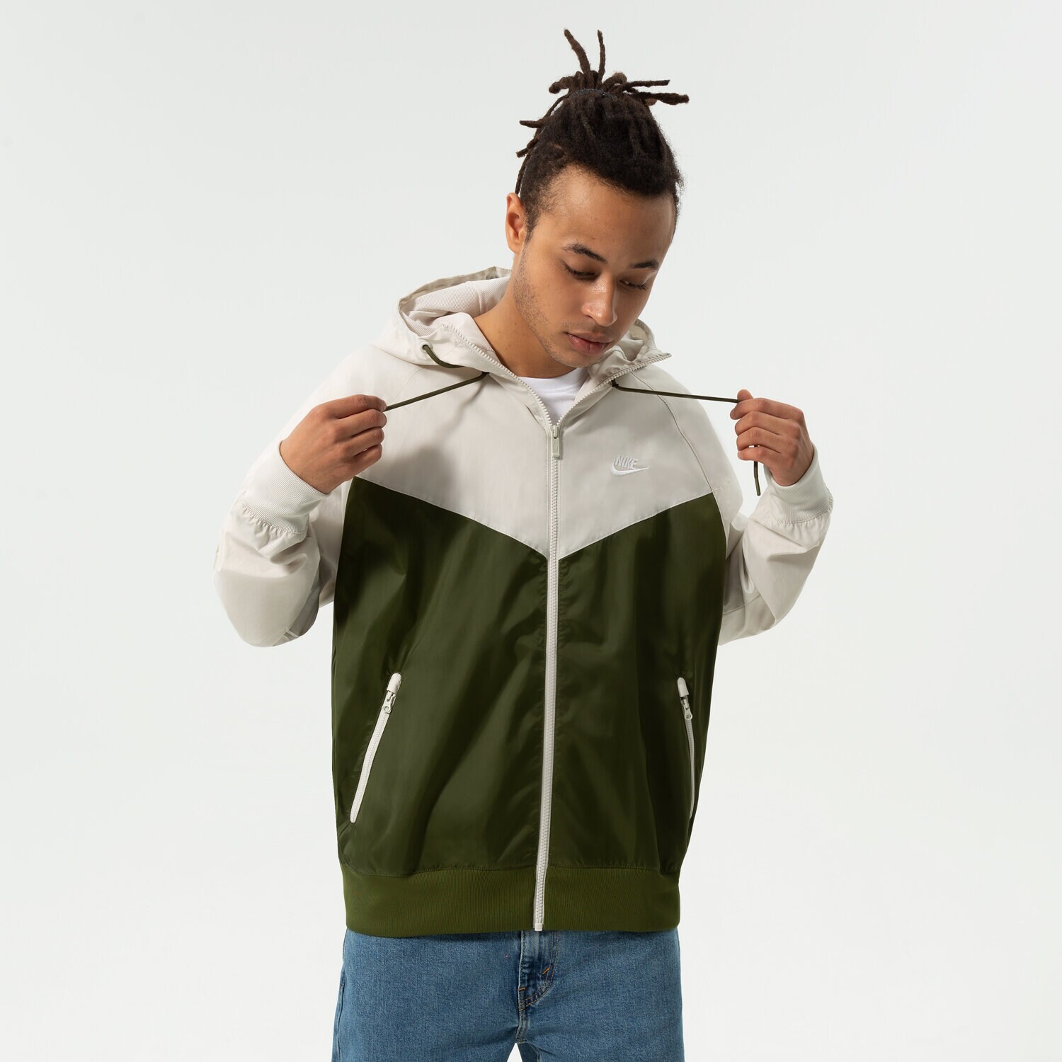 Moška jakna za prehodni čas NIKE JAKNA NIKE SPORTSWEAR ESSENTIALS WINDRUNNER DA0001-326 kaki