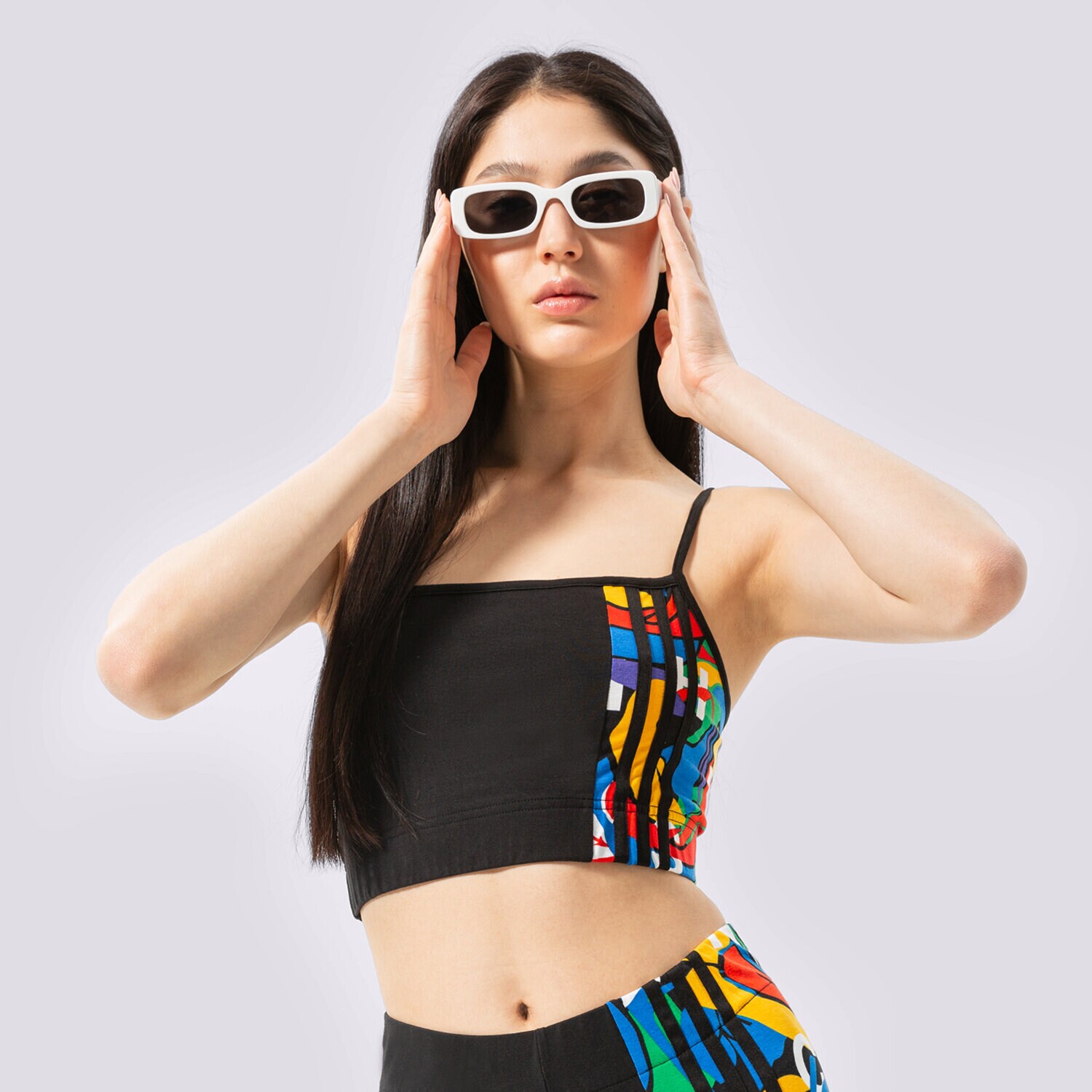 Ženska majica s kratkimi rokavi ADIDAS CROP MAJICA HC4465 črna
