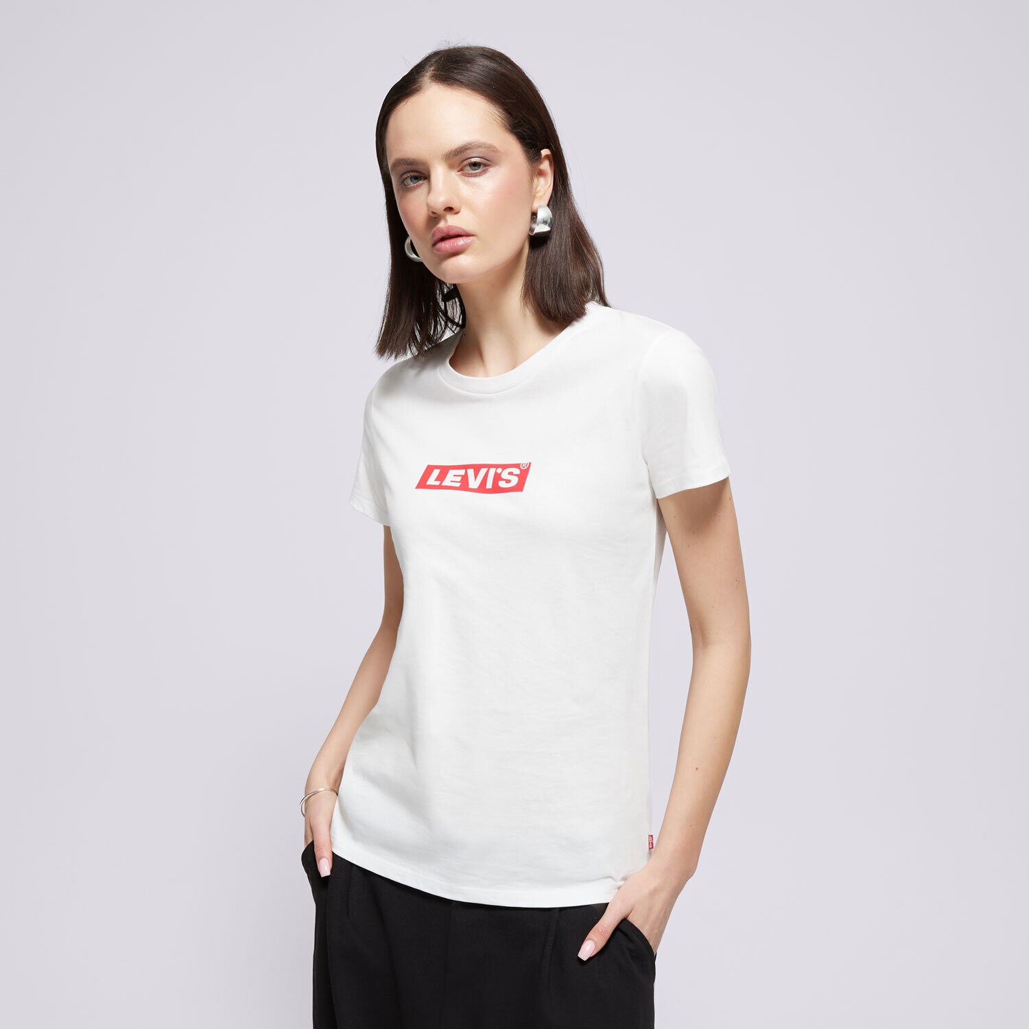 Ženska majica s kratkimi rokavi LEVI'S T-SHIRT THE PERFECT TEE 17369-0903 bela