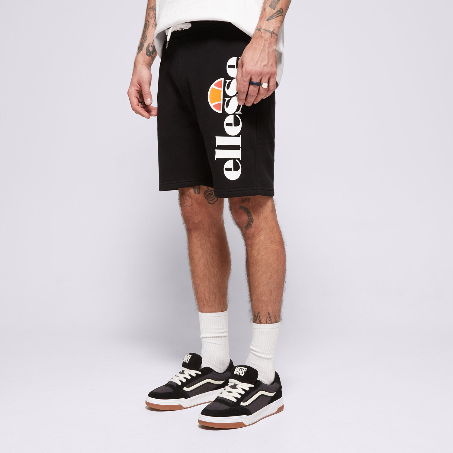 Moški kratke hlače ELLESSE KRATKE HLAČE BOSSINI BLK SHS08748011 črna