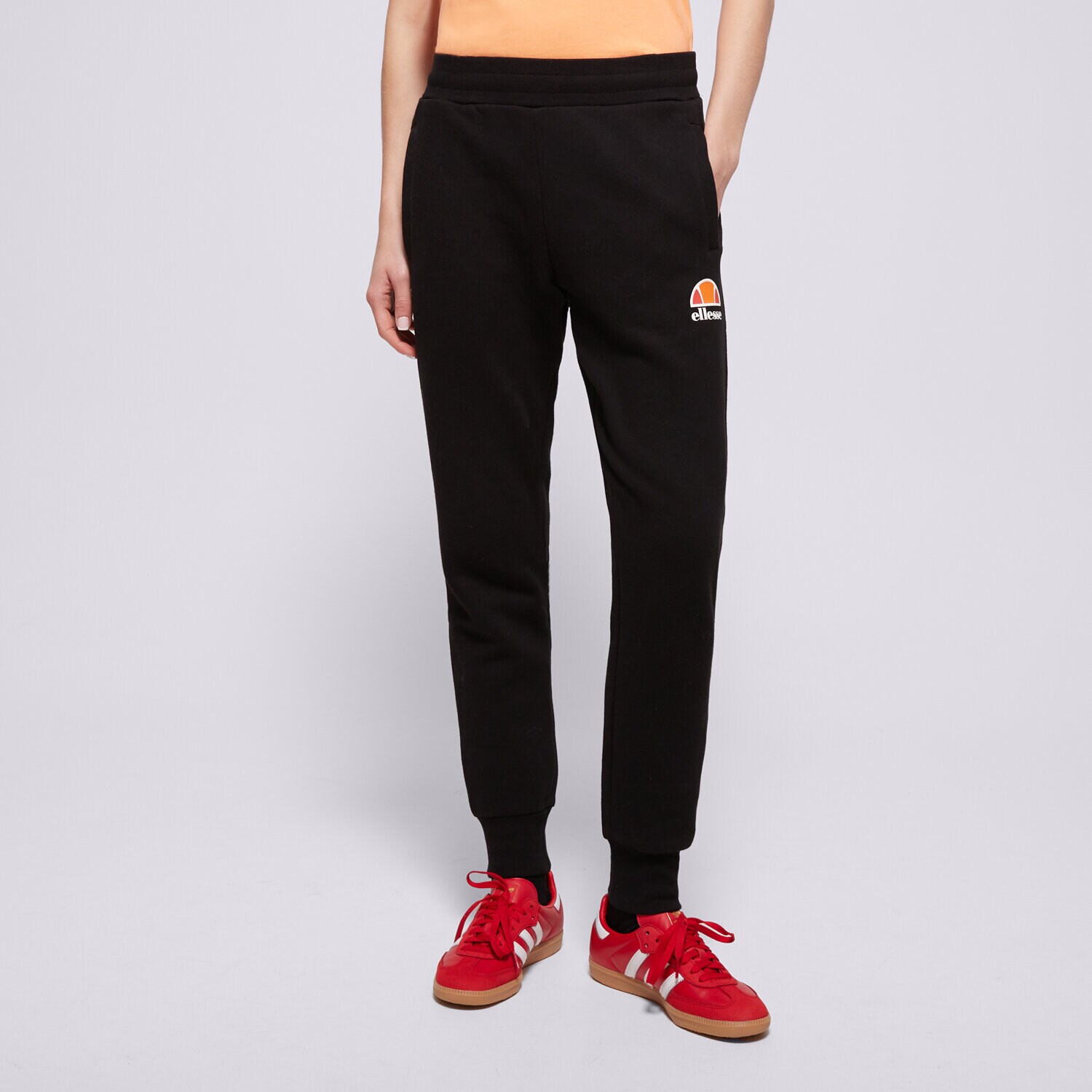 Ženske hlače ELLESSE HLAČE QUEENSTOWN BLK SGC07458011 črna