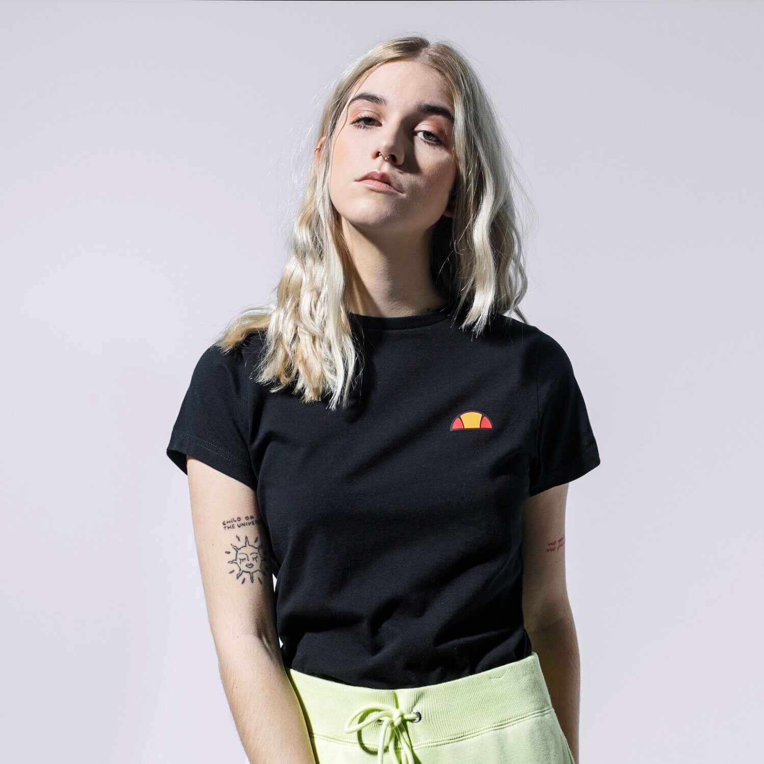 Ženska majica s kratkimi rokavi ELLESSE T-SHIRT ANA SGE09982BLACK črna