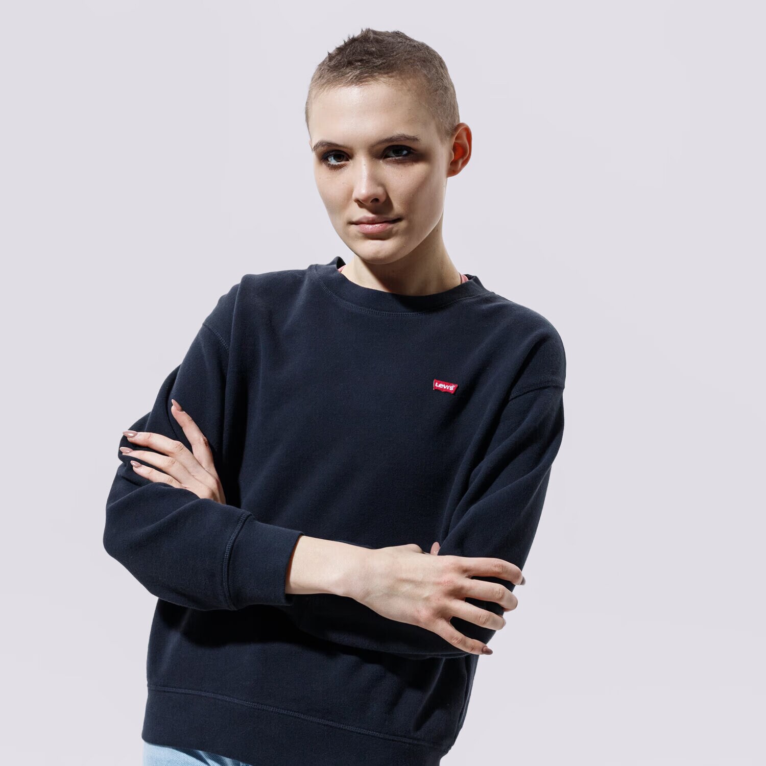 Ženski pulover LEVI'S JOPICA STANDARD CREW 24688-0006 črna