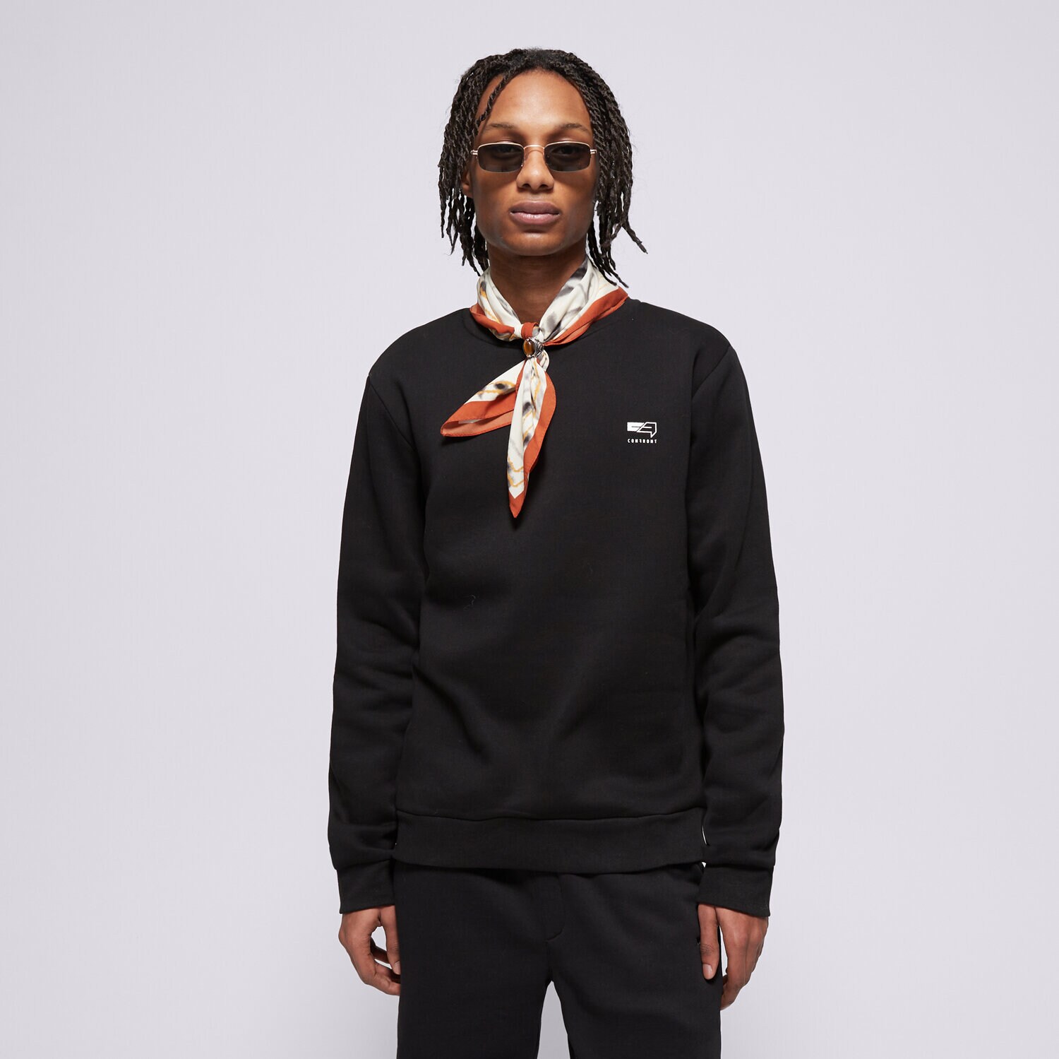 Moški pulover CONFRONT JOPICA SMALL LOGO CREW BLACK  CF121BLM25001 črna