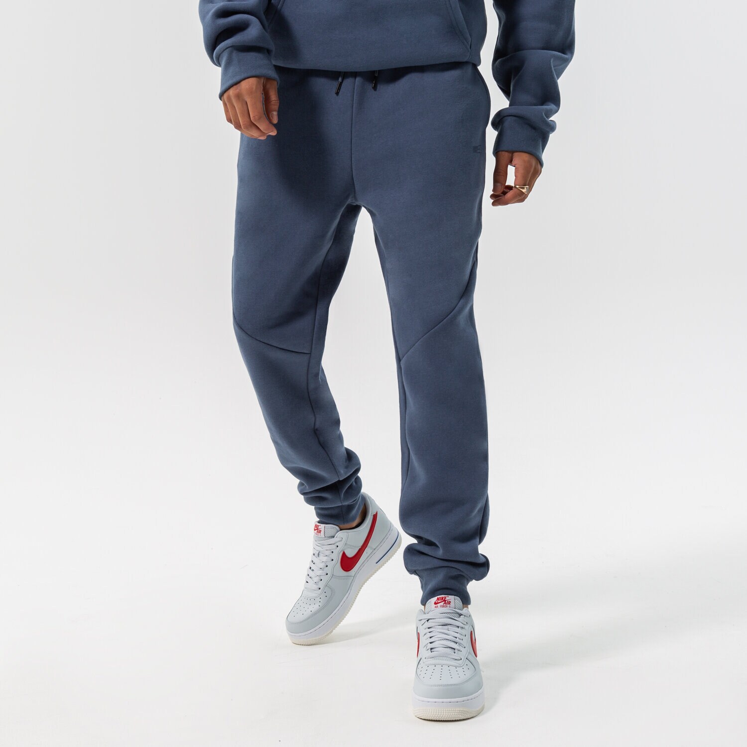 Moški hlače CONFRONT HLAČE CONFRONT BASIC PANTS CF322SPM90004 modra