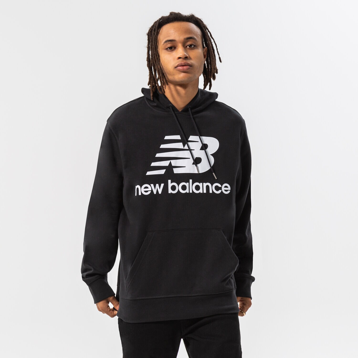Moški pulover NEW BALANCE JOPICA S KAPUCO CORE OVERHEAD HOODIE MT03558BK črna