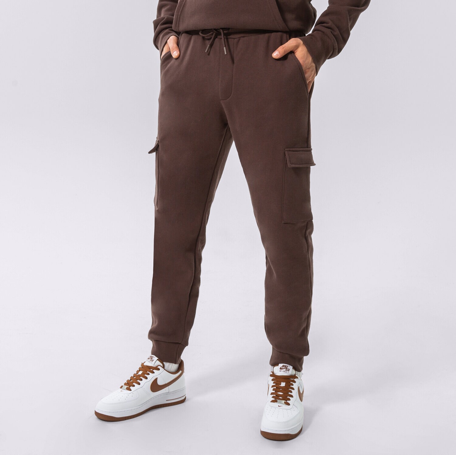 Moški hlače CONFRONT HLAČE CONFRONT CARGO PANTS CF322SPM07003 rjava