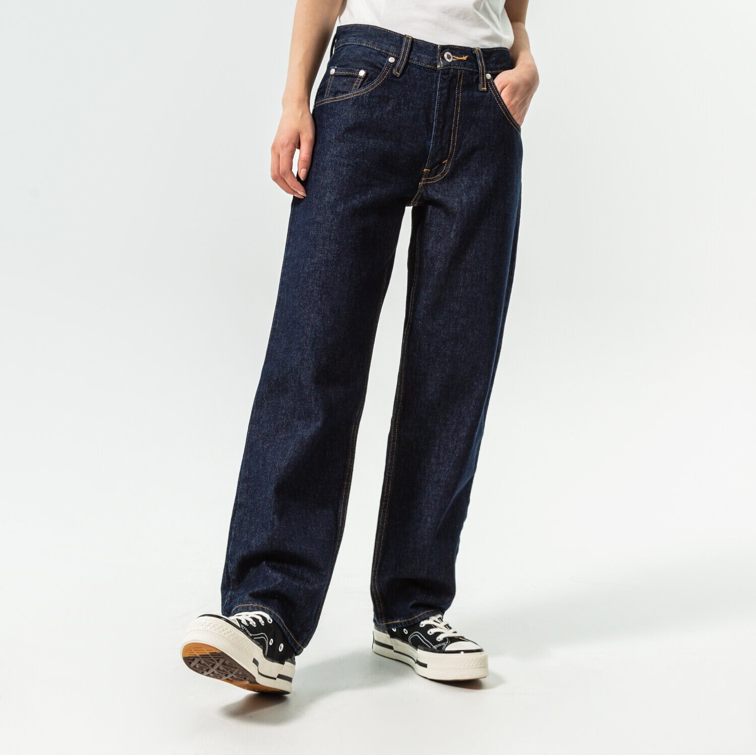 Ženske hlače LEVI'S HLAČE 94 BAGGY SILVERTAB A3518-0004 črna