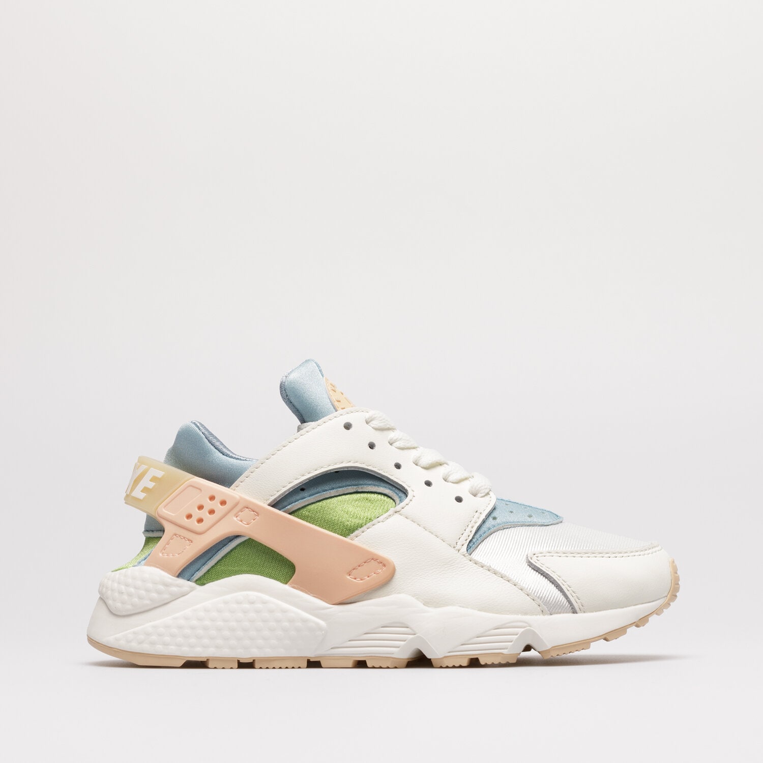 Ženske superge NIKE AIR HUARACHE SE DQ0117-100 pisana