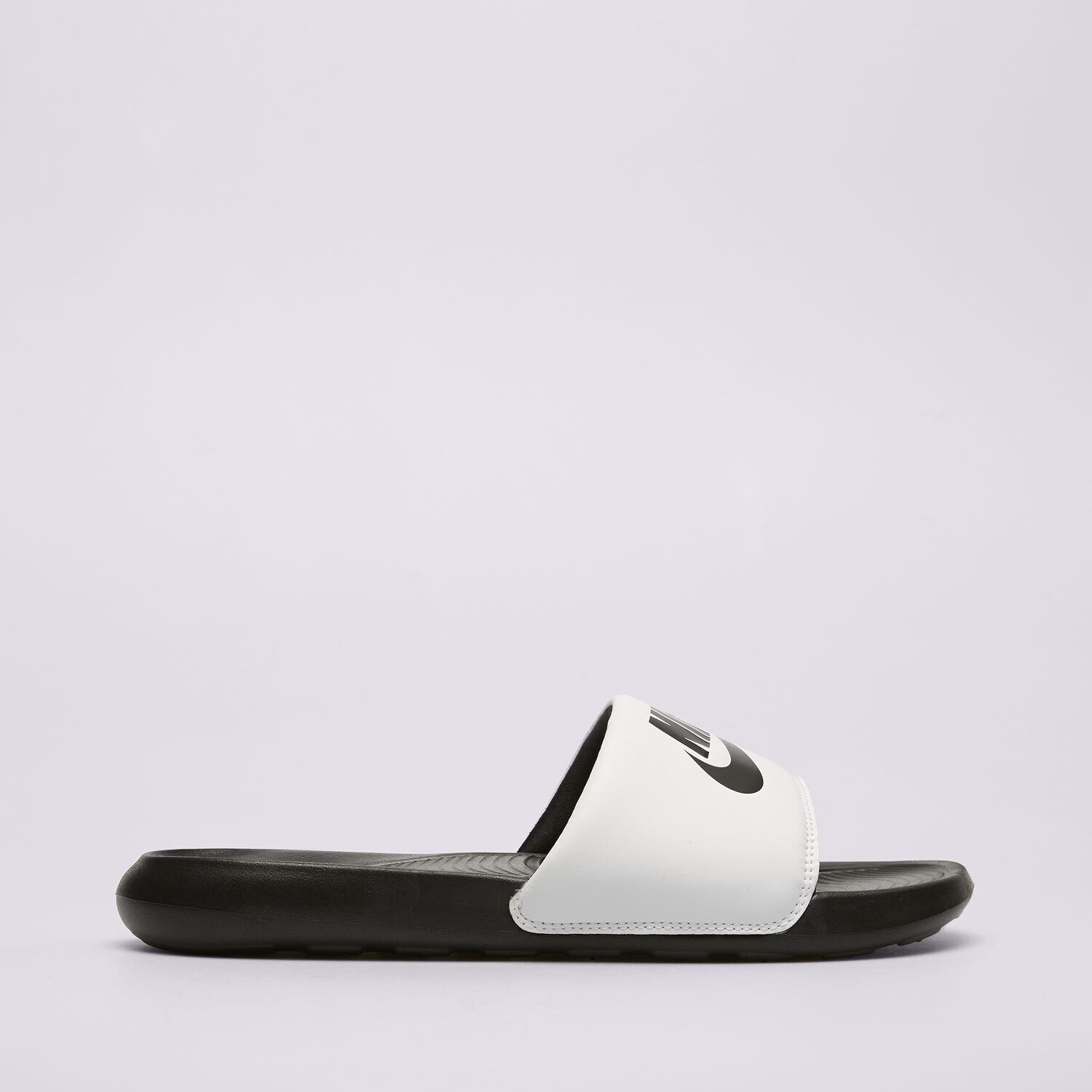 Moški sandali in natikači NIKE VICTORI ONE SLIDE  CN9675-005 črna