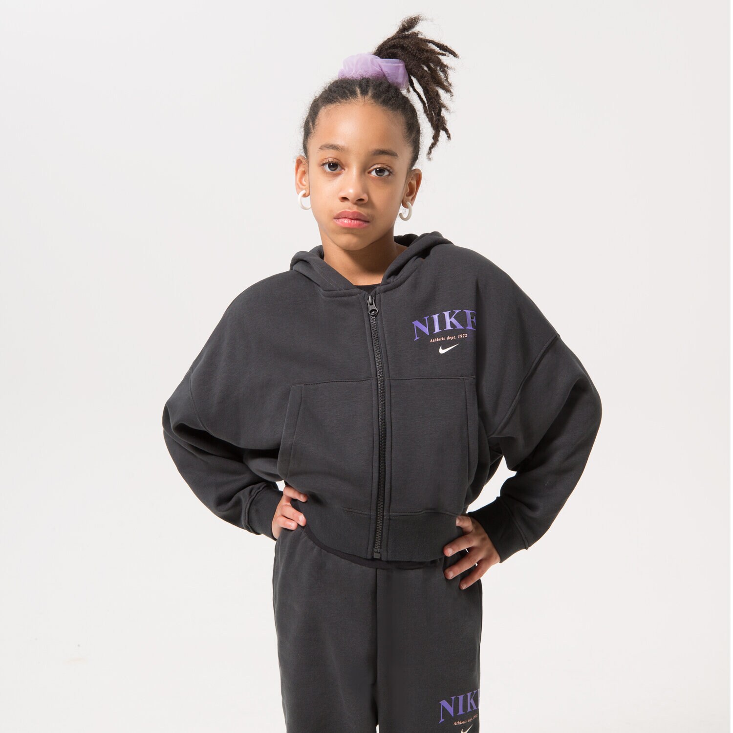 Otroški pulover NIKE JOPICA RAZPENJANA G NSW TREND FLC FZ HOODIE GIRL DV2565-045 črna